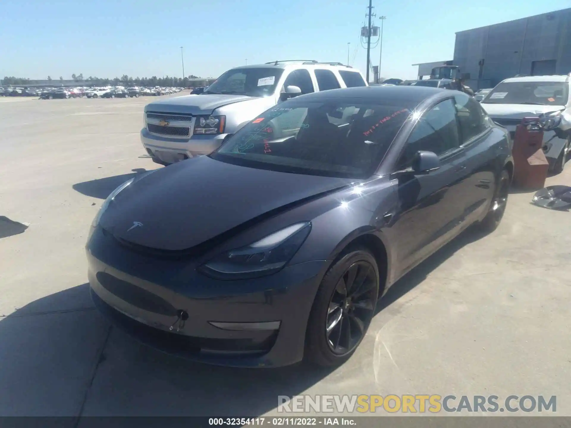 2 Фотография поврежденного автомобиля 5YJ3E1EB5NF128693 TESLA MODEL 3 2022