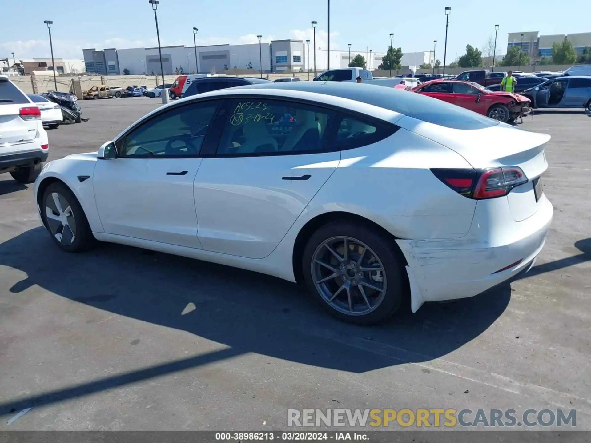 14 Photograph of a damaged car 5YJ3E1EB5NF135451 TESLA MODEL 3 2022