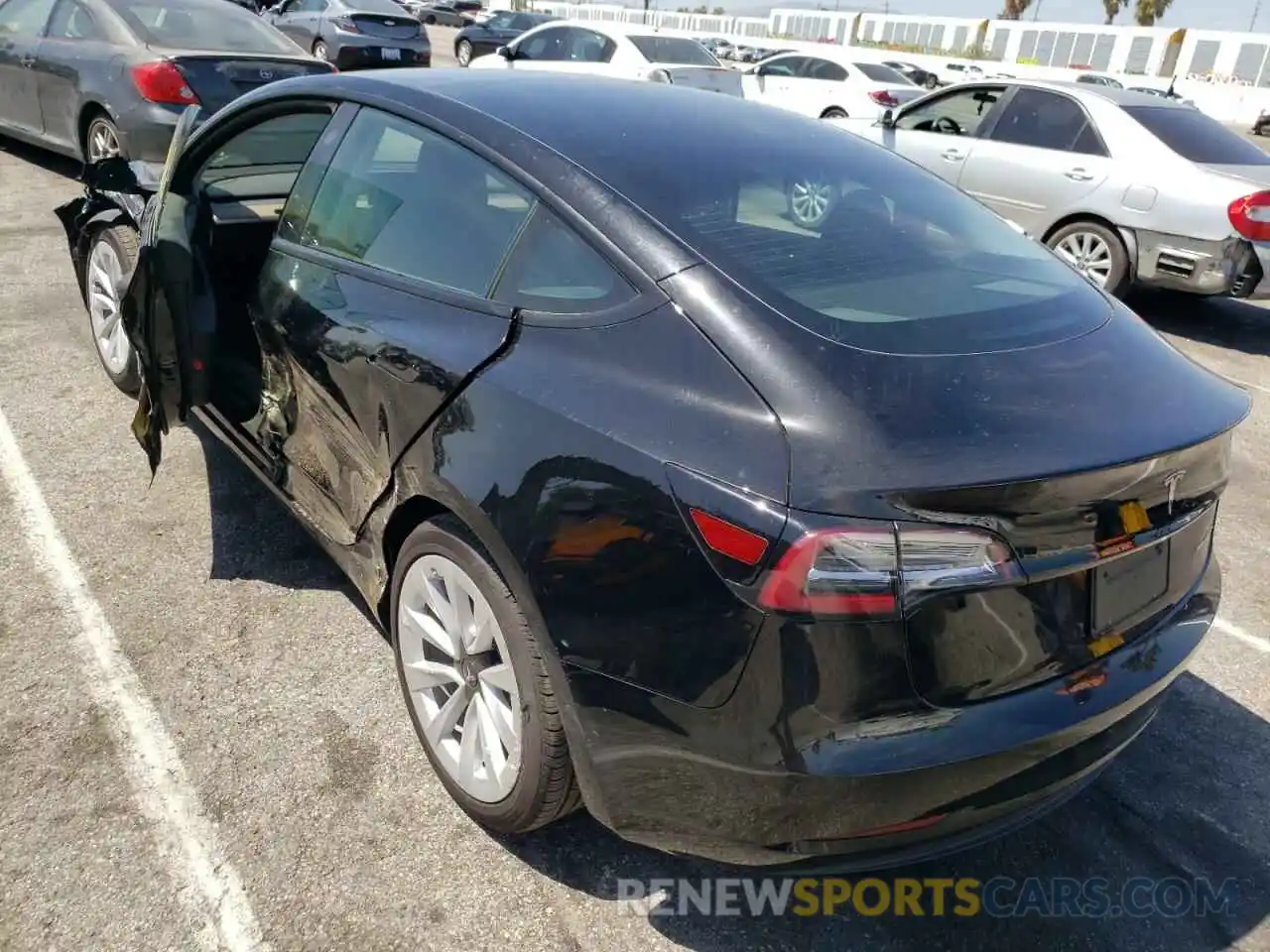 3 Photograph of a damaged car 5YJ3E1EB5NF145767 TESLA MODEL 3 2022