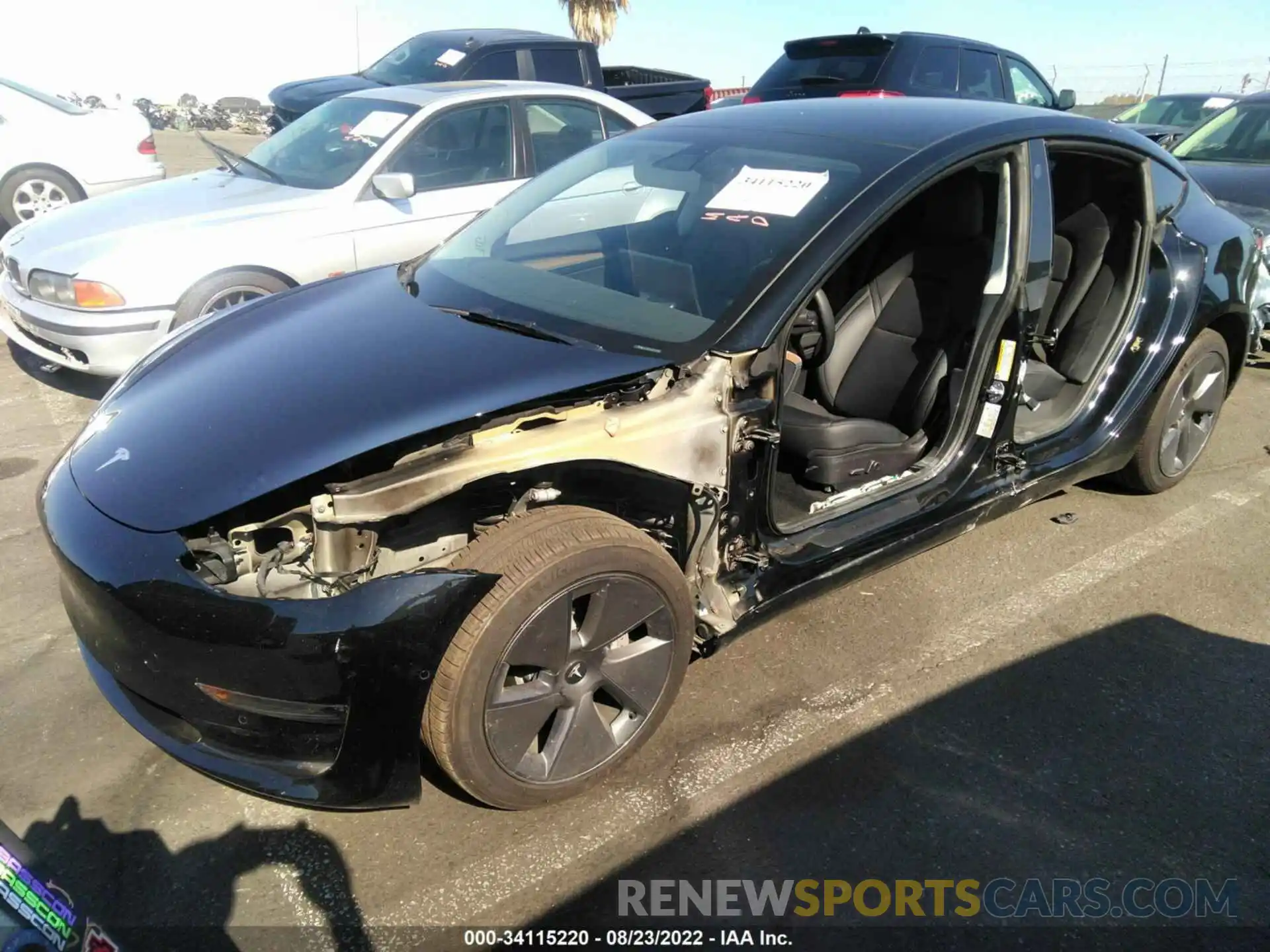 2 Photograph of a damaged car 5YJ3E1EB5NF152587 TESLA MODEL 3 2022