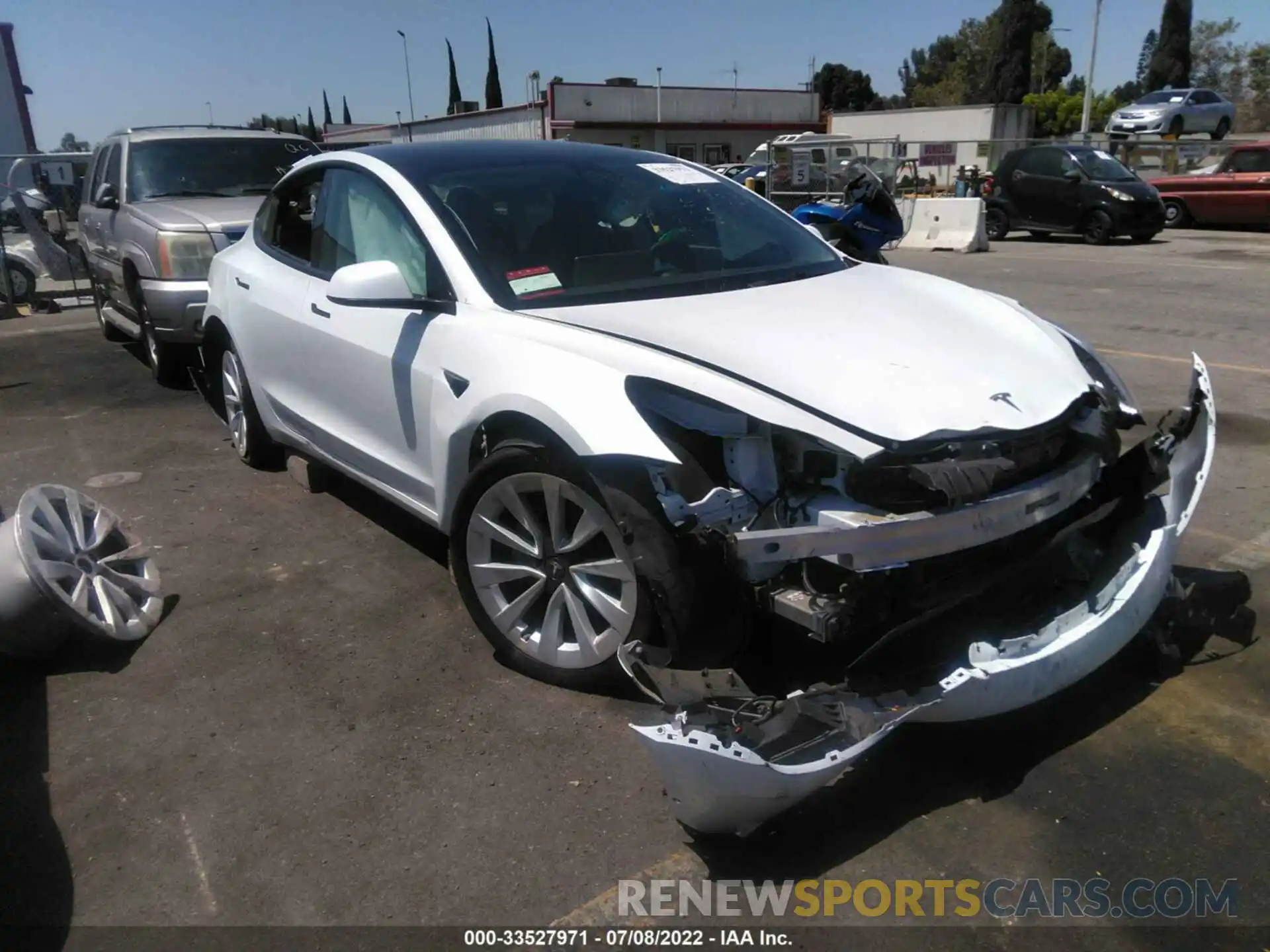 1 Photograph of a damaged car 5YJ3E1EB5NF163556 TESLA MODEL 3 2022