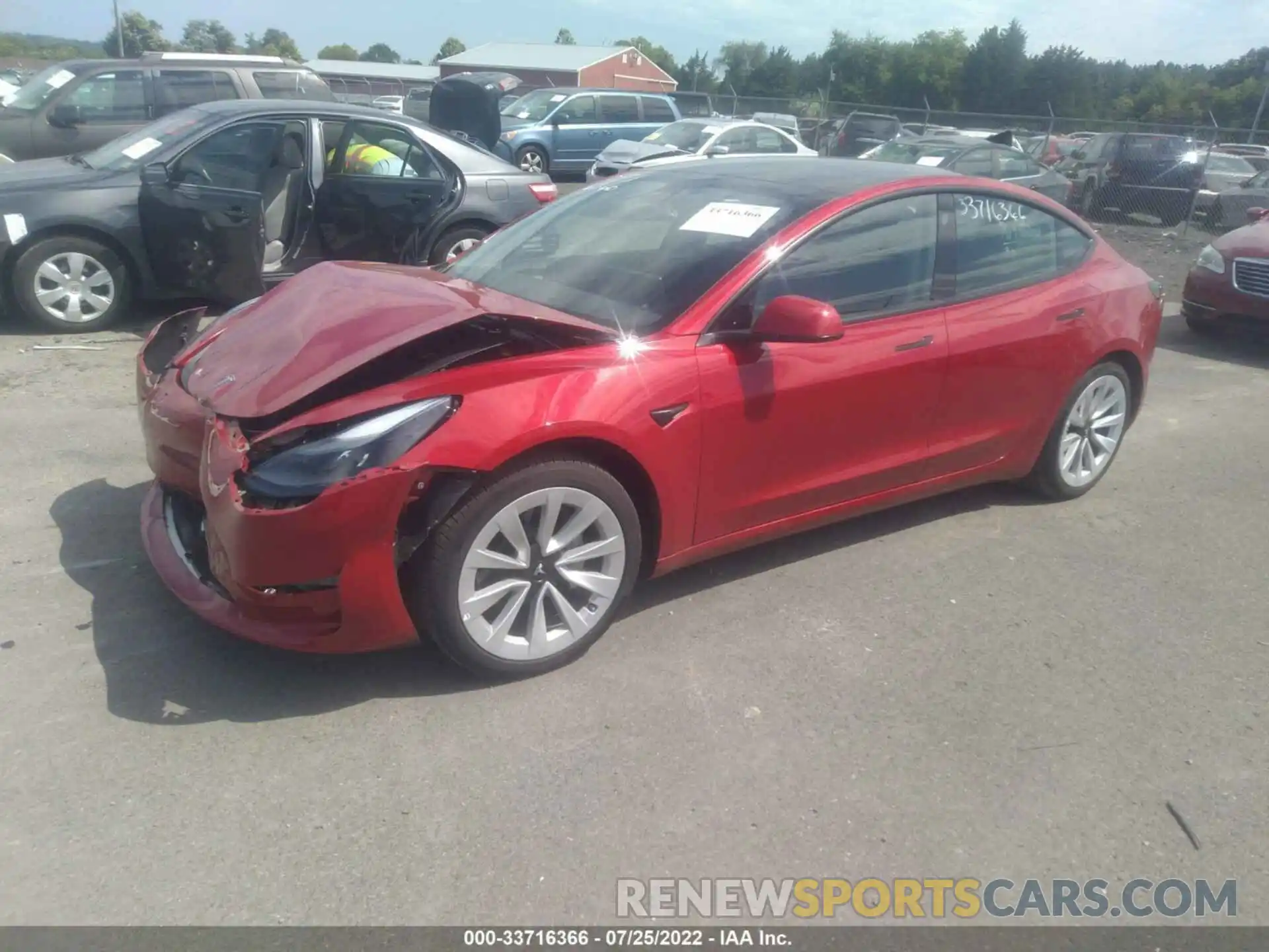 2 Photograph of a damaged car 5YJ3E1EB5NF185105 TESLA MODEL 3 2022