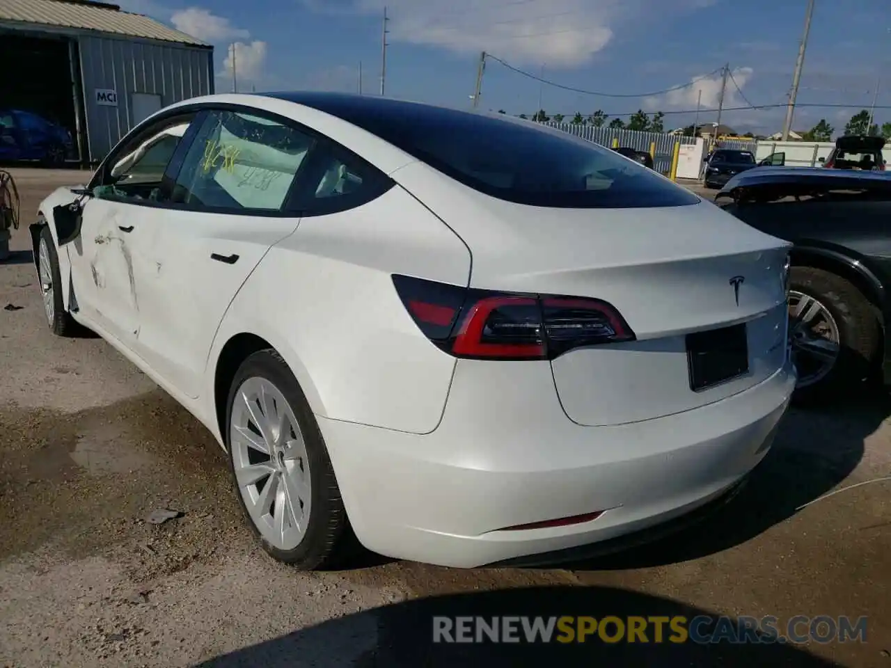 3 Photograph of a damaged car 5YJ3E1EB5NF185122 TESLA MODEL 3 2022