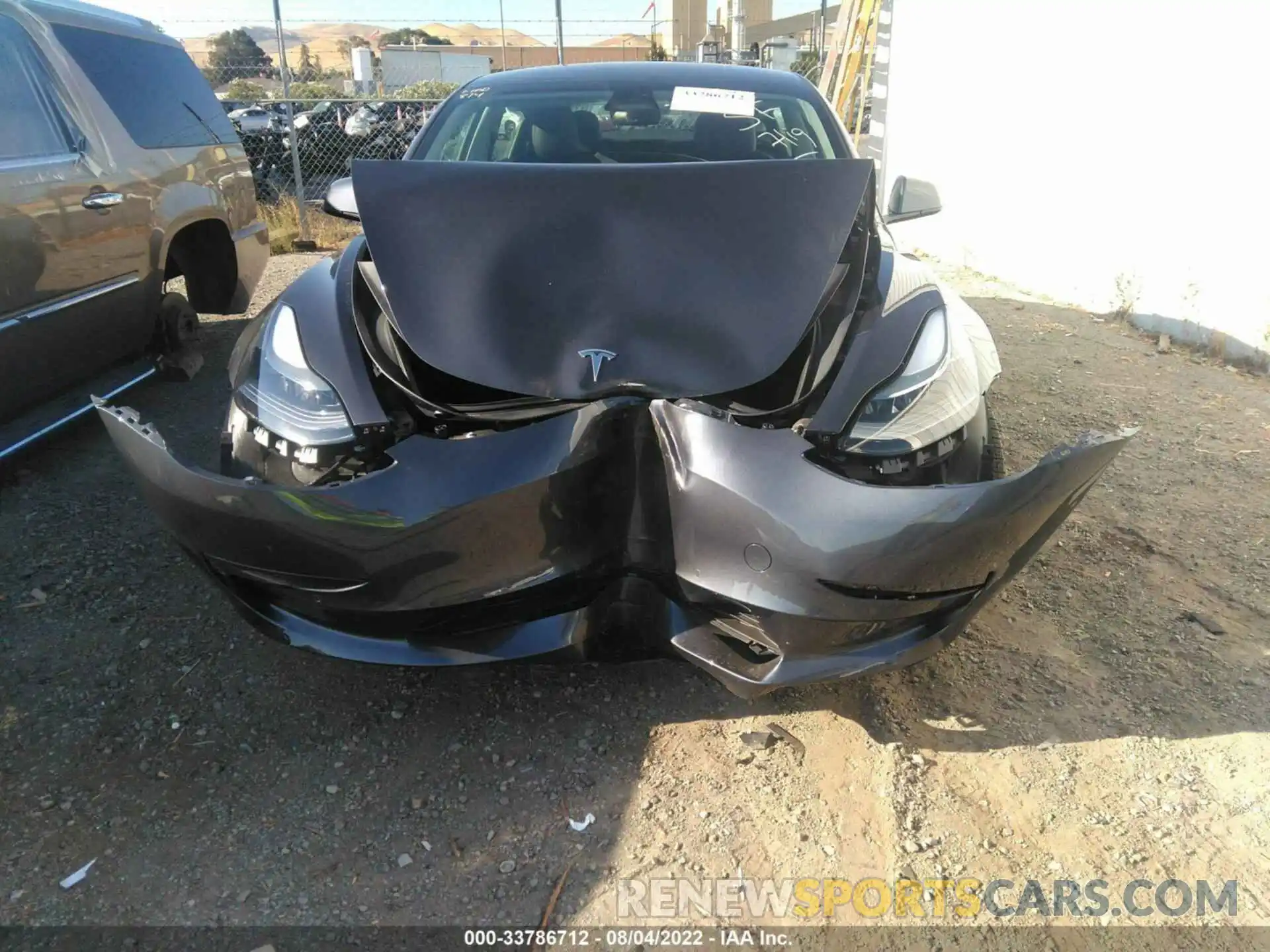 6 Photograph of a damaged car 5YJ3E1EB5NF207958 TESLA MODEL 3 2022