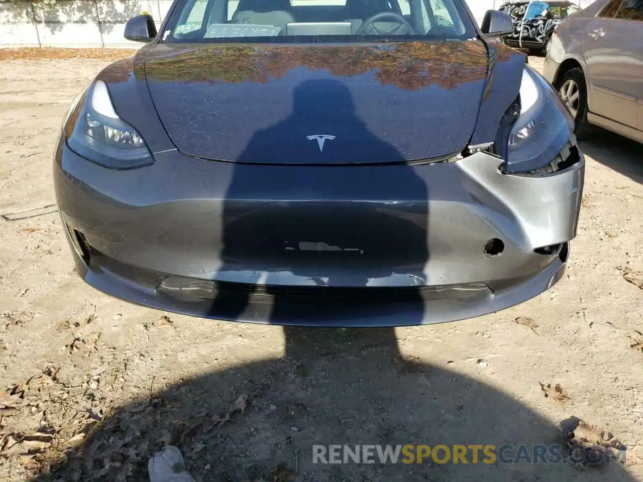 9 Photograph of a damaged car 5YJ3E1EB5NF286726 TESLA MODEL 3 2022