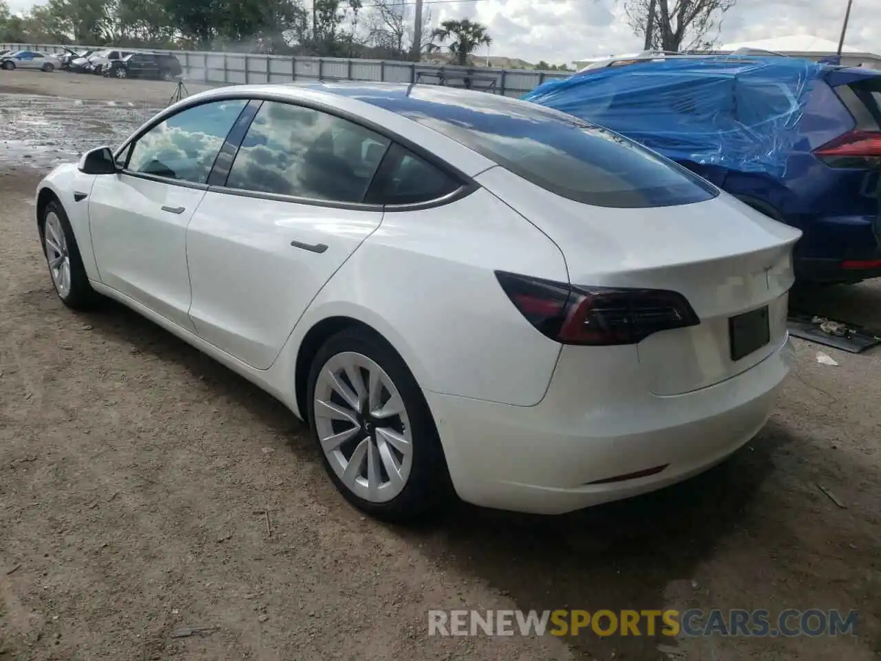 3 Photograph of a damaged car 5YJ3E1EB6NF112907 TESLA MODEL 3 2022