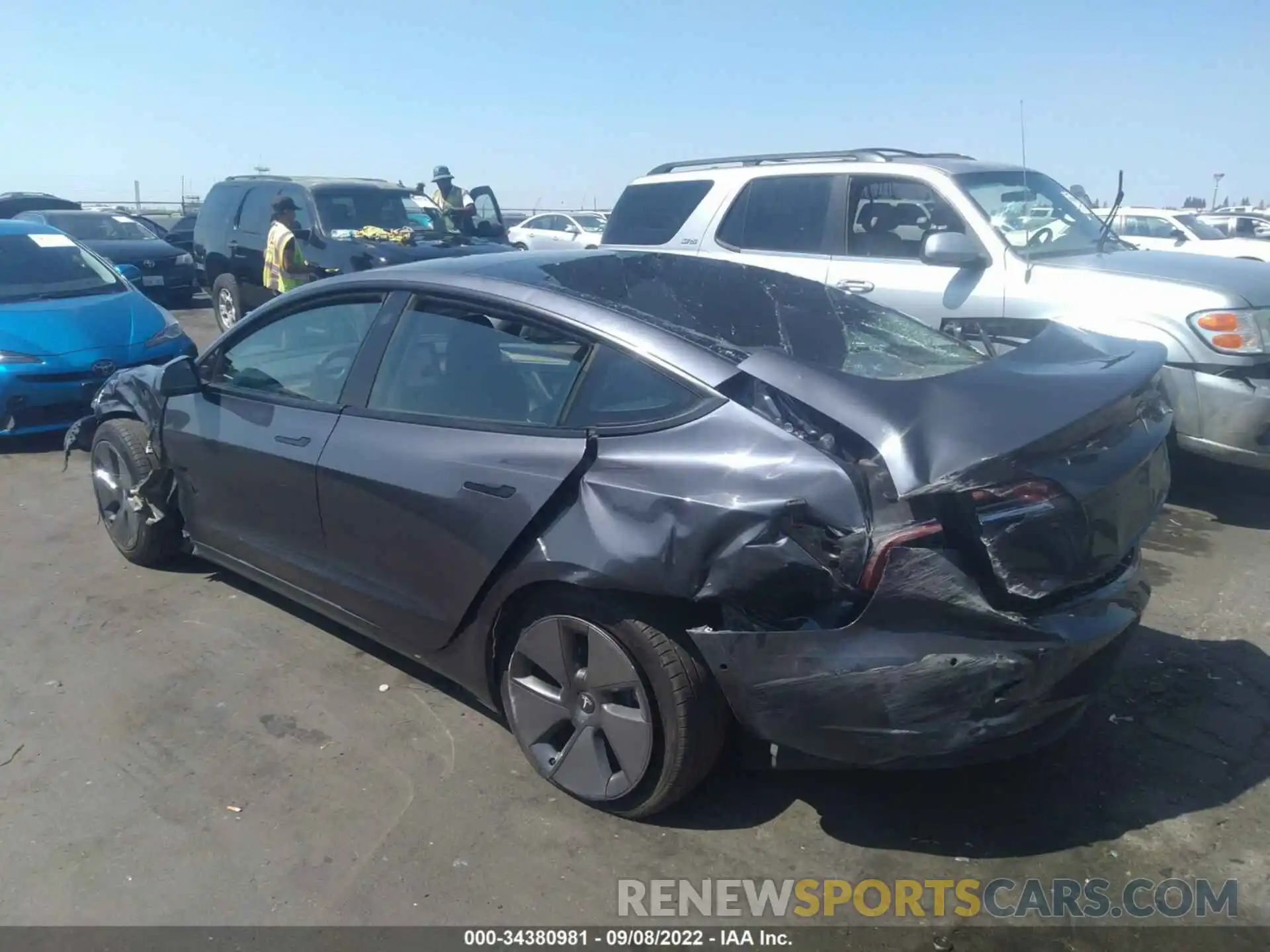 3 Photograph of a damaged car 5YJ3E1EB6NF126130 TESLA MODEL 3 2022