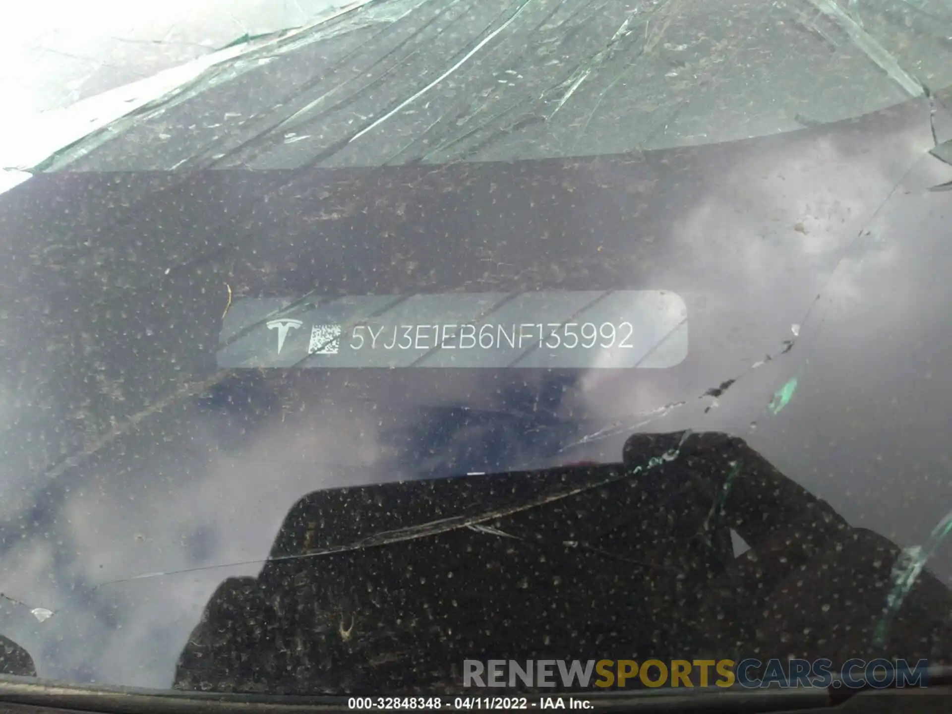 9 Photograph of a damaged car 5YJ3E1EB6NF135992 TESLA MODEL 3 2022