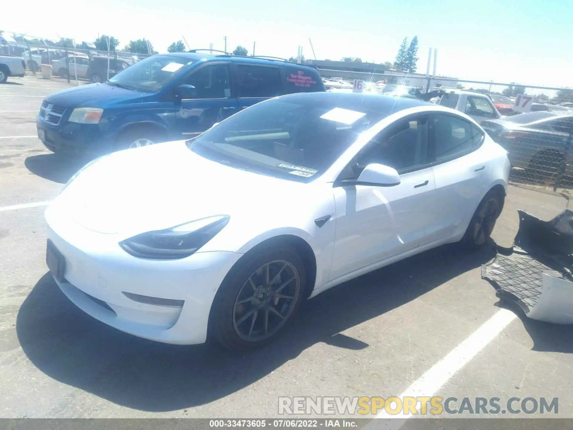 2 Photograph of a damaged car 5YJ3E1EB6NF137760 TESLA MODEL 3 2022