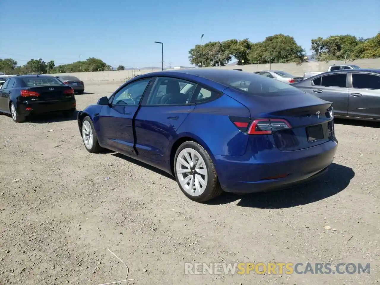 3 Photograph of a damaged car 5YJ3E1EB6NF142585 TESLA MODEL 3 2022