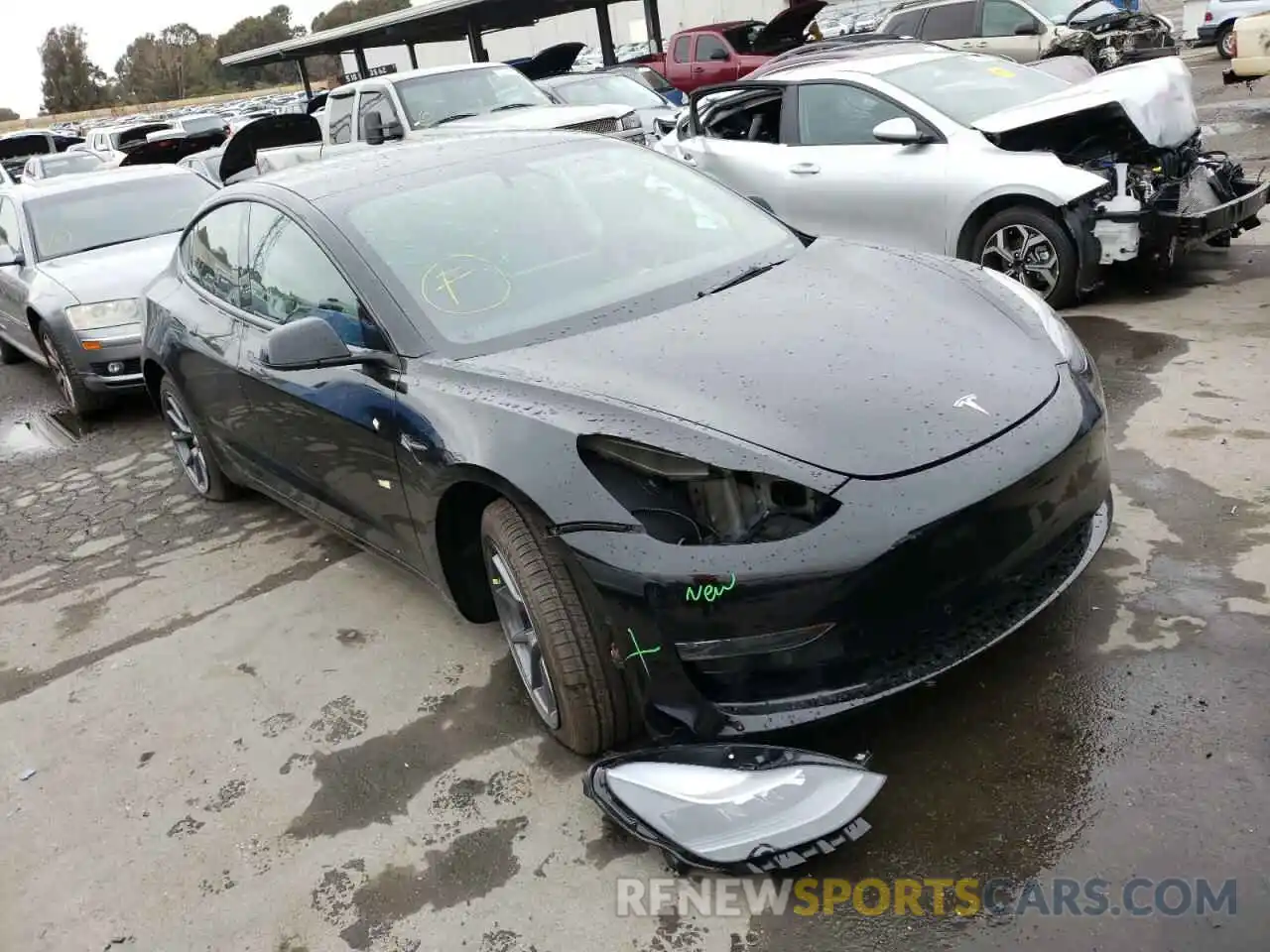 1 Photograph of a damaged car 5YJ3E1EB6NF147303 TESLA MODEL 3 2022