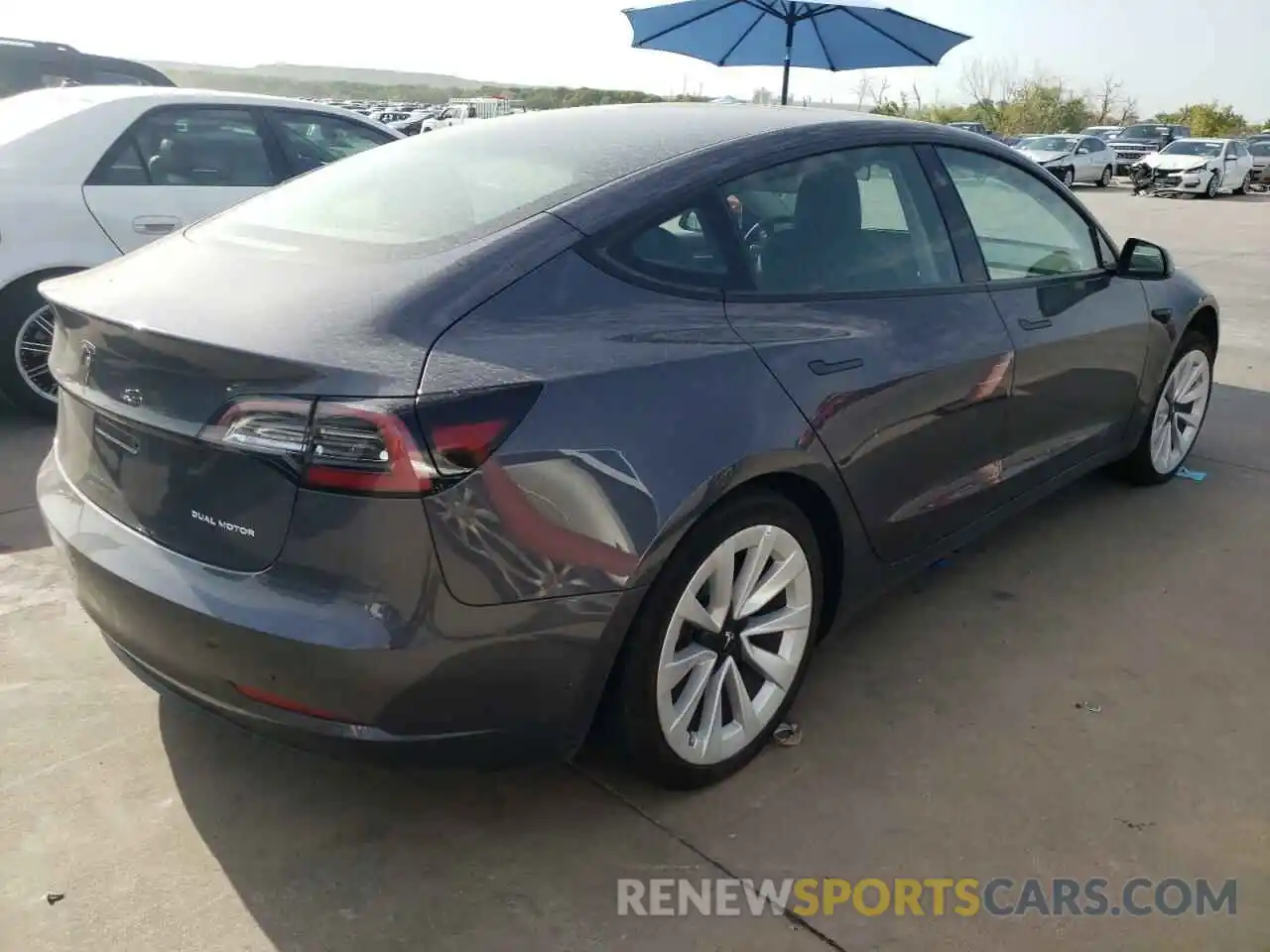 4 Photograph of a damaged car 5YJ3E1EB6NF189213 TESLA MODEL 3 2022