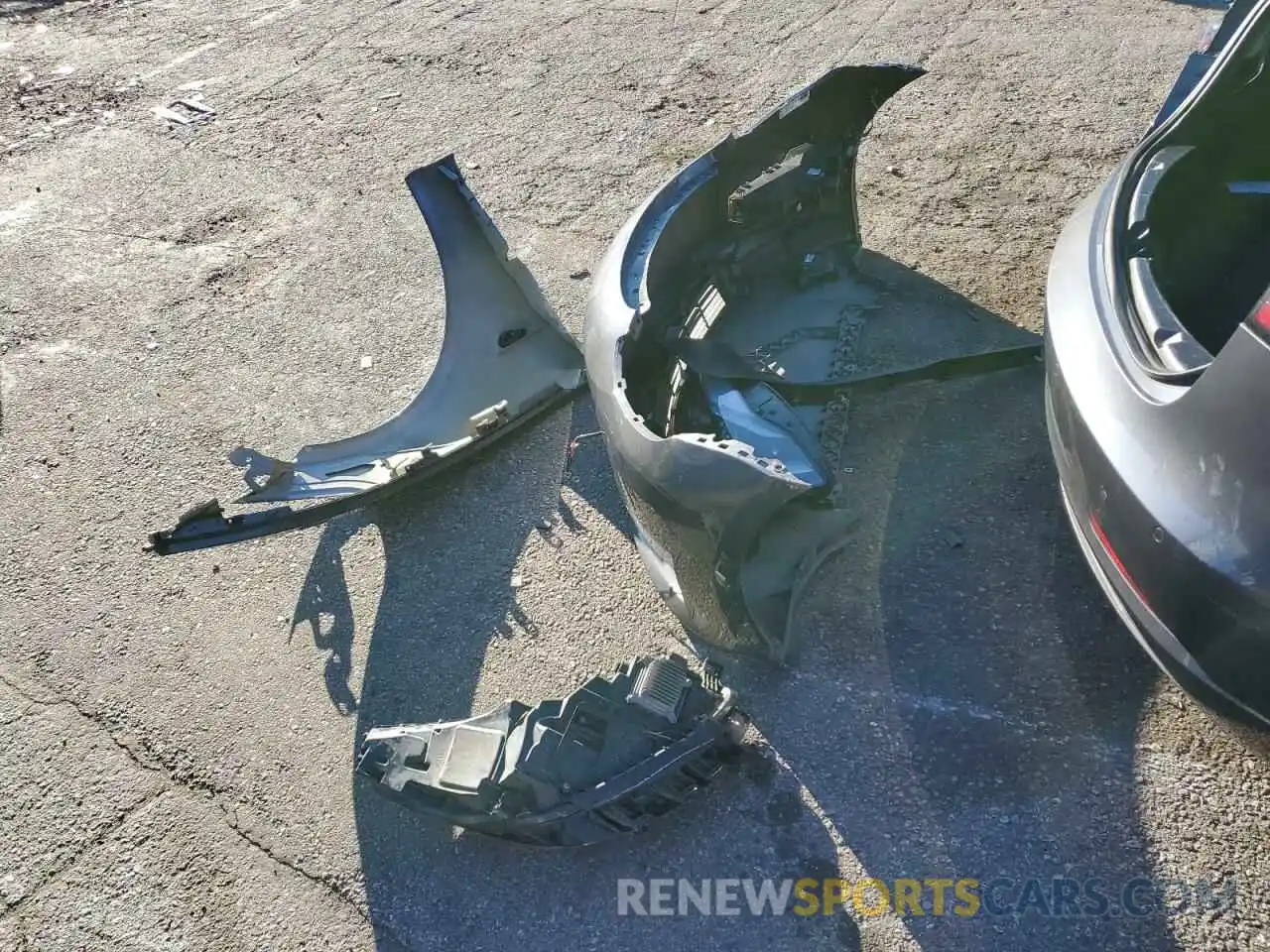 12 Photograph of a damaged car 5YJ3E1EB6NF246722 TESLA MODEL 3 2022