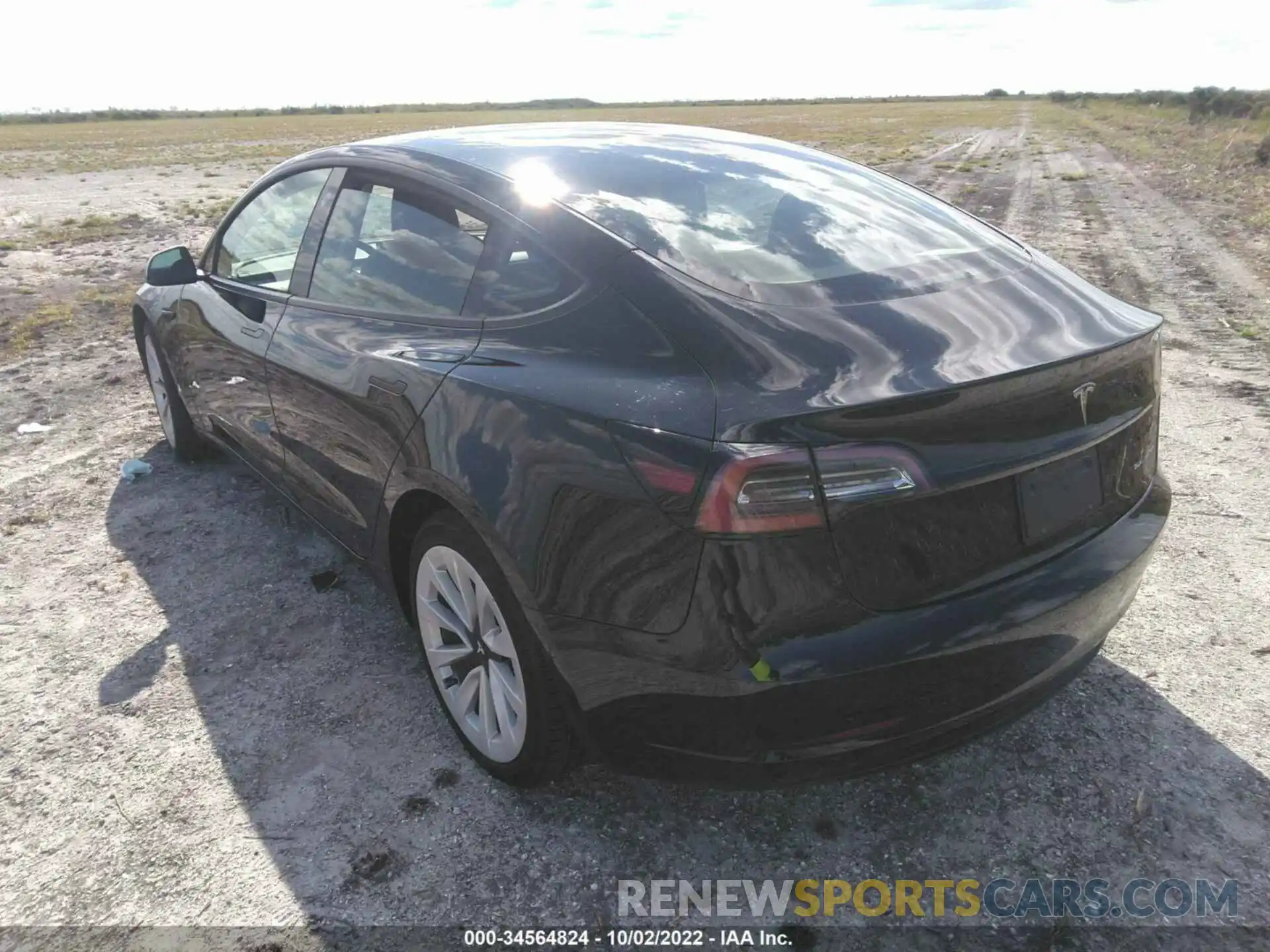 3 Photograph of a damaged car 5YJ3E1EB6NF309639 TESLA MODEL 3 2022