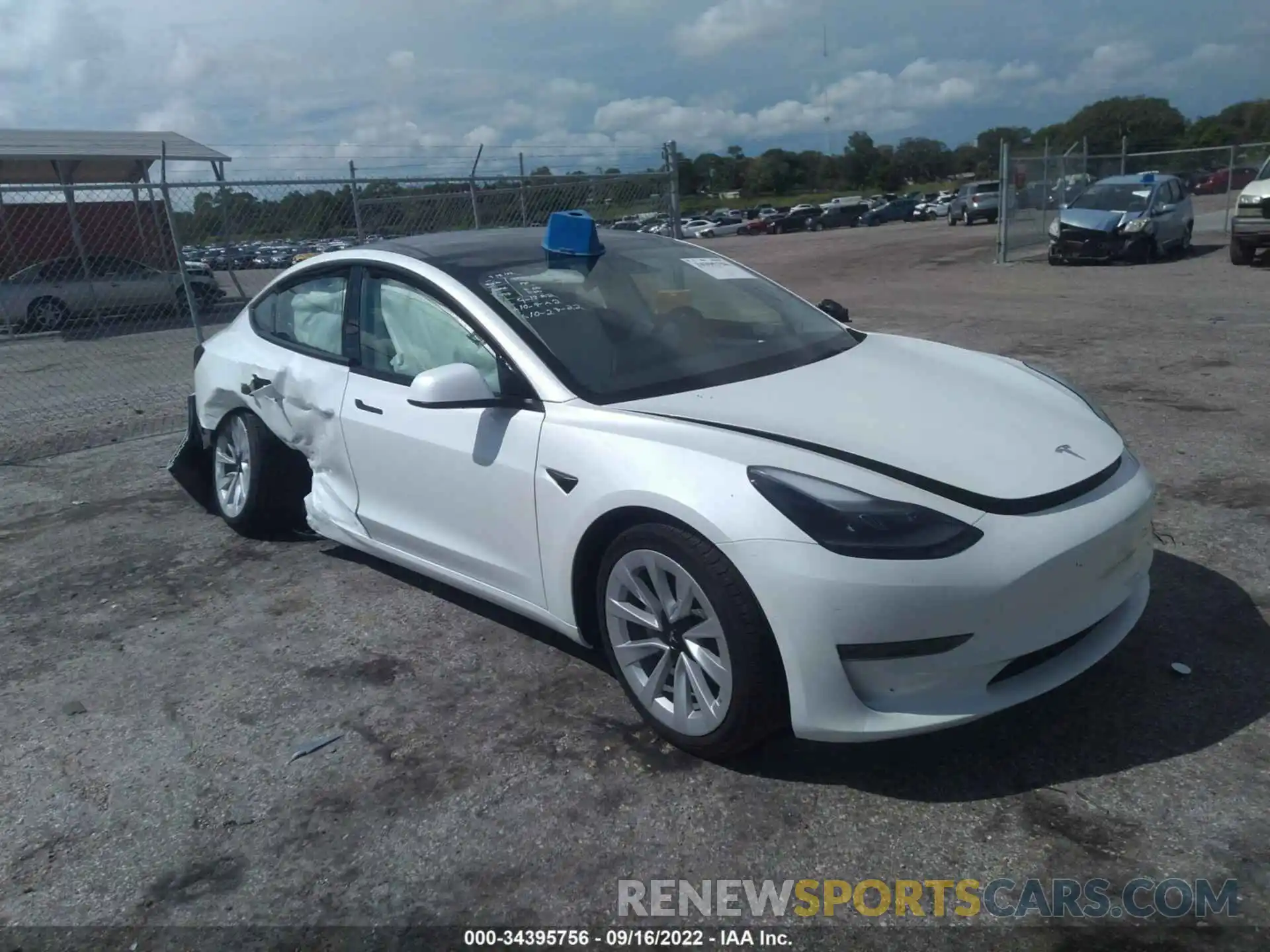 1 Photograph of a damaged car 5YJ3E1EB6NF337098 TESLA MODEL 3 2022