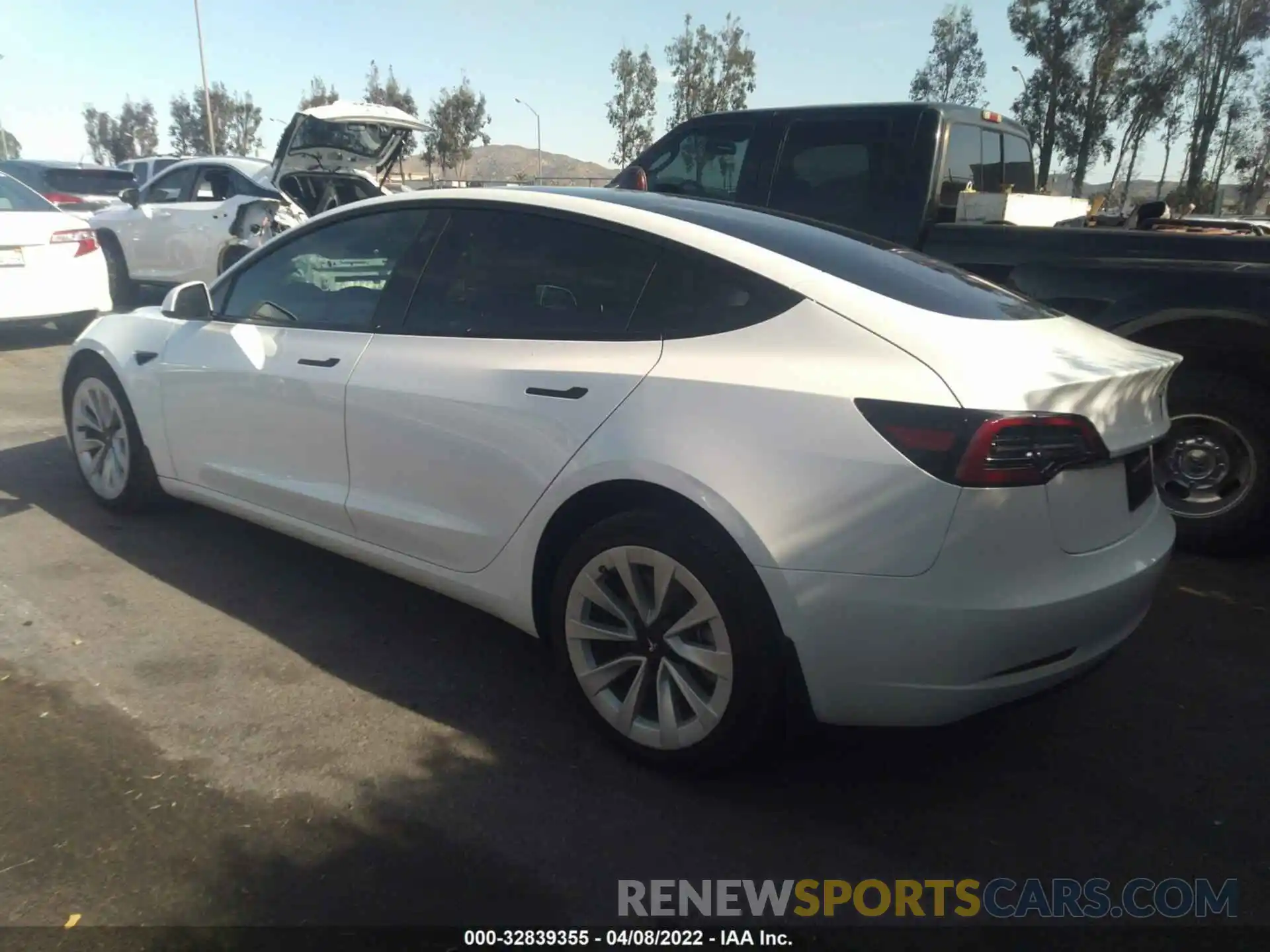 3 Photograph of a damaged car 5YJ3E1EB7NF151909 TESLA MODEL 3 2022