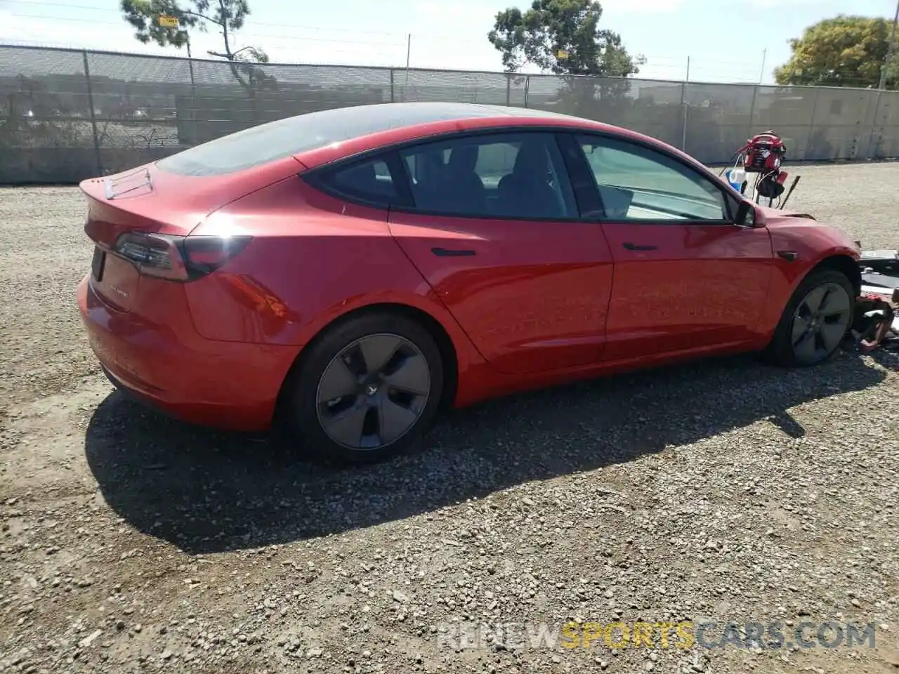 4 Photograph of a damaged car 5YJ3E1EB7NF160173 TESLA MODEL 3 2022