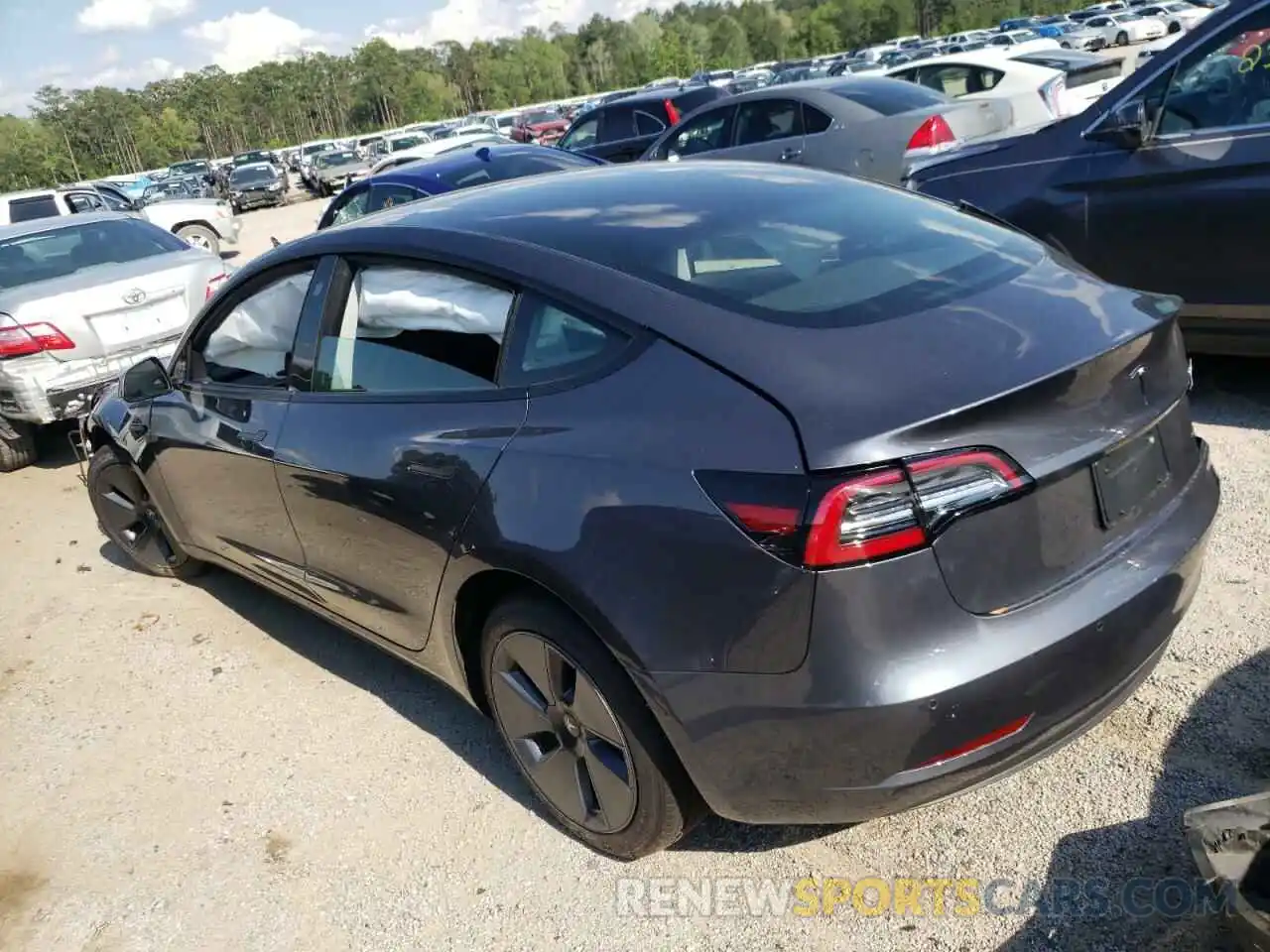 3 Photograph of a damaged car 5YJ3E1EB7NF176728 TESLA MODEL 3 2022