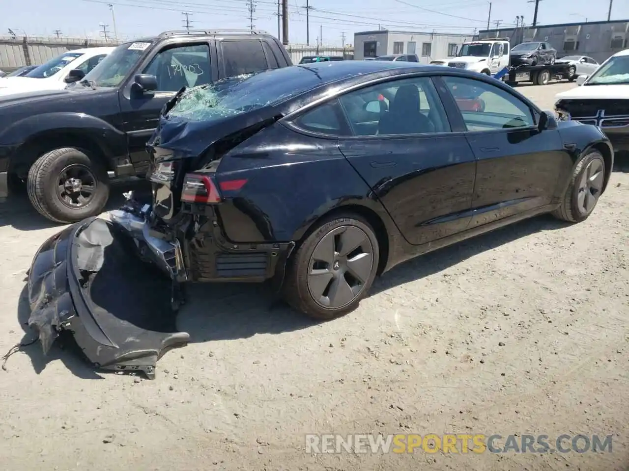 4 Photograph of a damaged car 5YJ3E1EB7NF185025 TESLA MODEL 3 2022