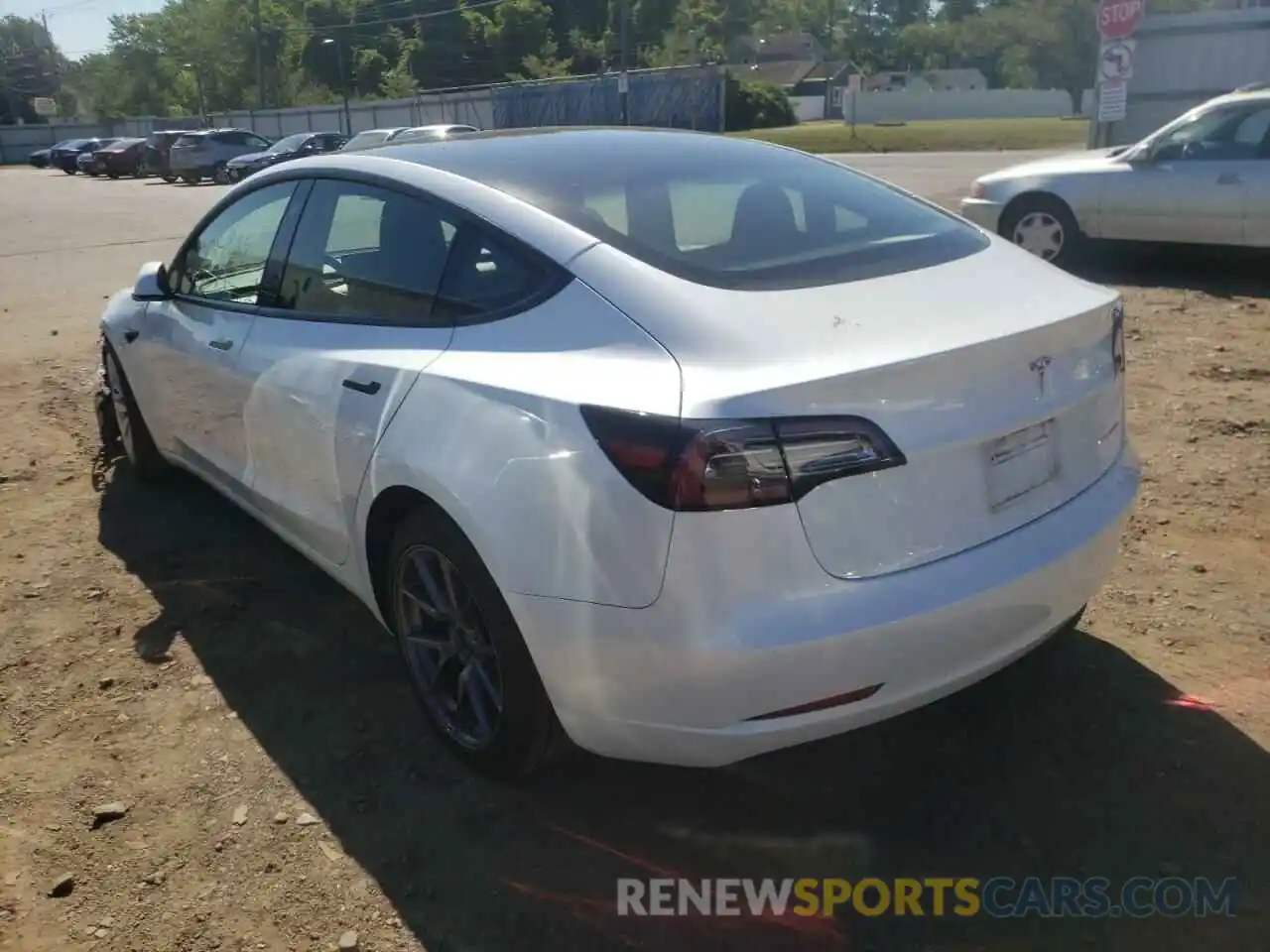 3 Photograph of a damaged car 5YJ3E1EB7NF191696 TESLA MODEL 3 2022