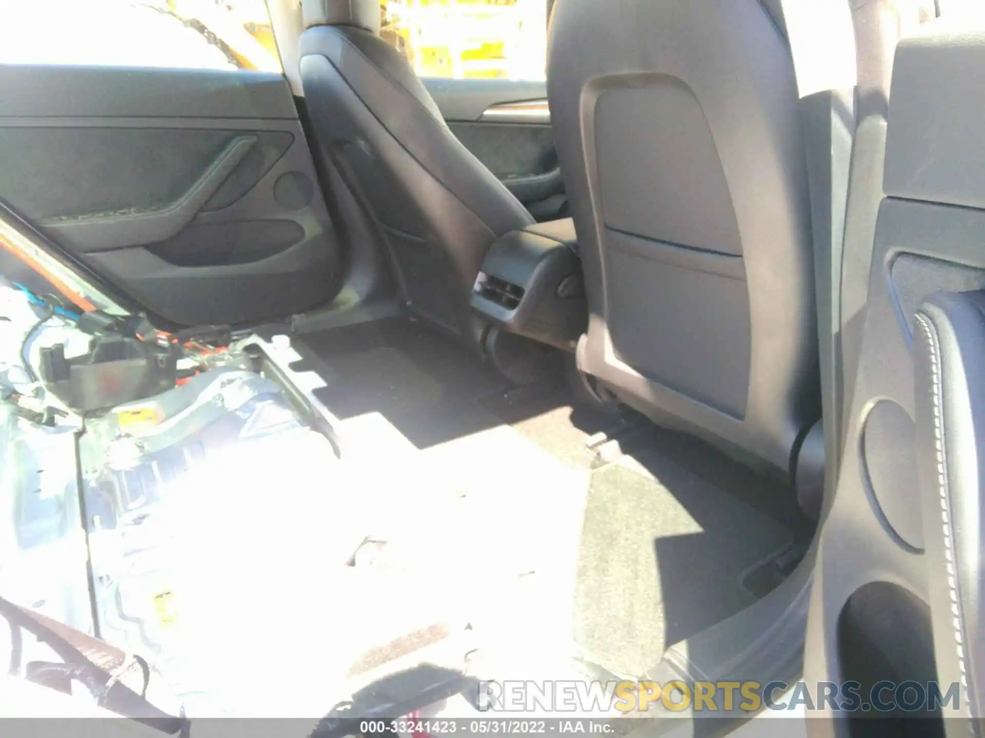 8 Photograph of a damaged car 5YJ3E1EB7NF213132 TESLA MODEL 3 2022