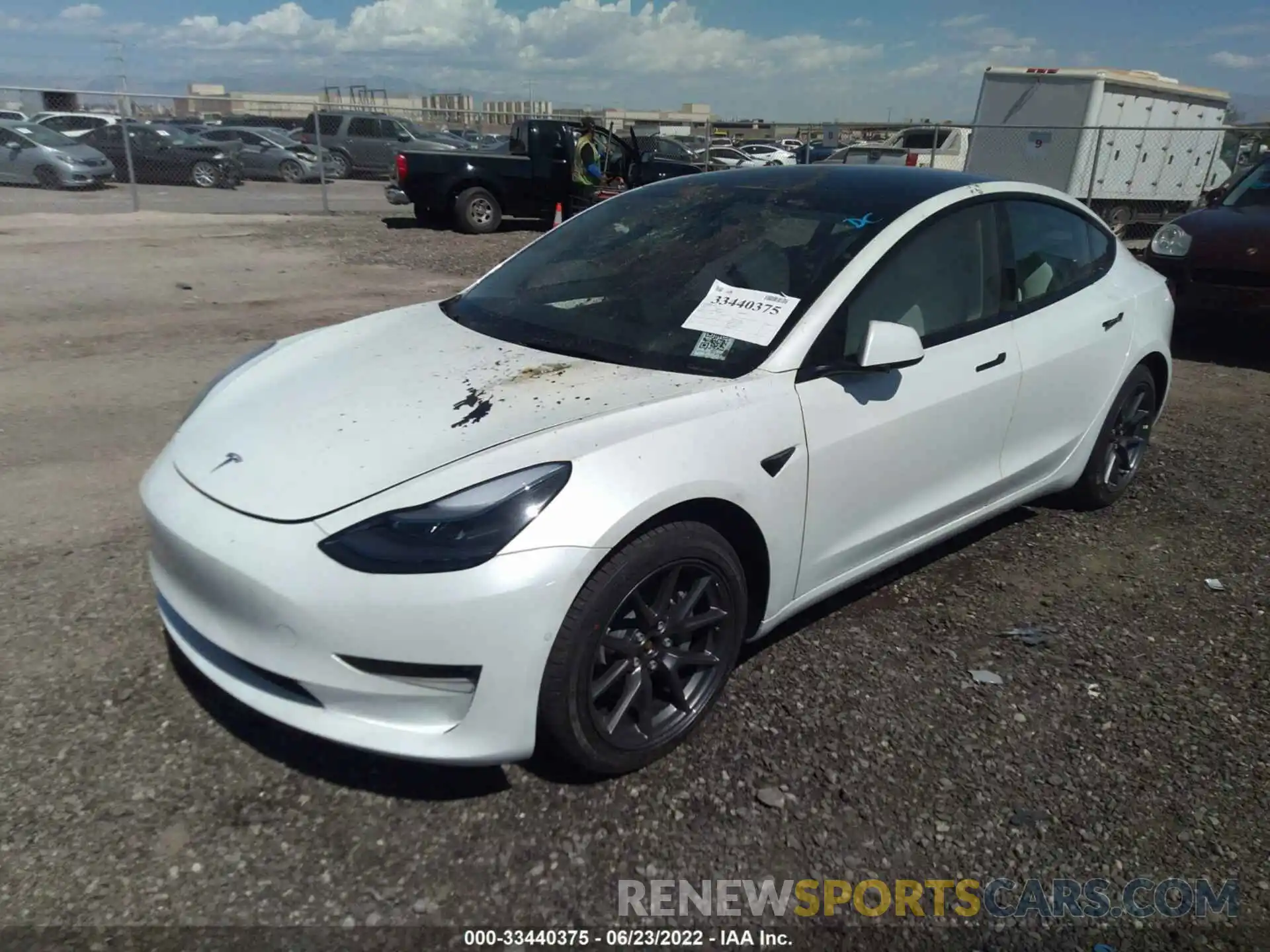 2 Фотография поврежденного автомобиля 5YJ3E1EB7NF228522 TESLA MODEL 3 2022