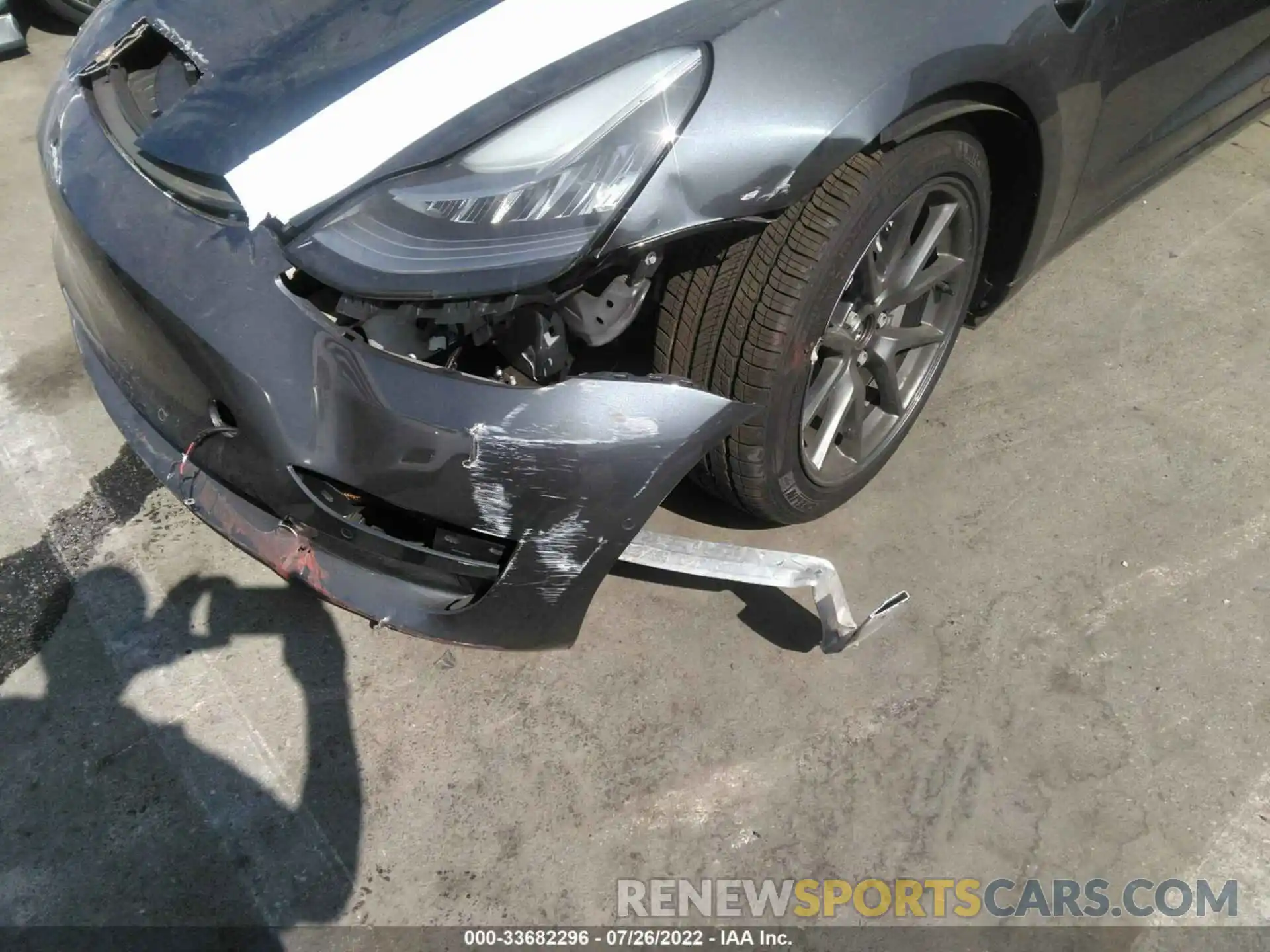 11 Photograph of a damaged car 5YJ3E1EB7NF246325 TESLA MODEL 3 2022