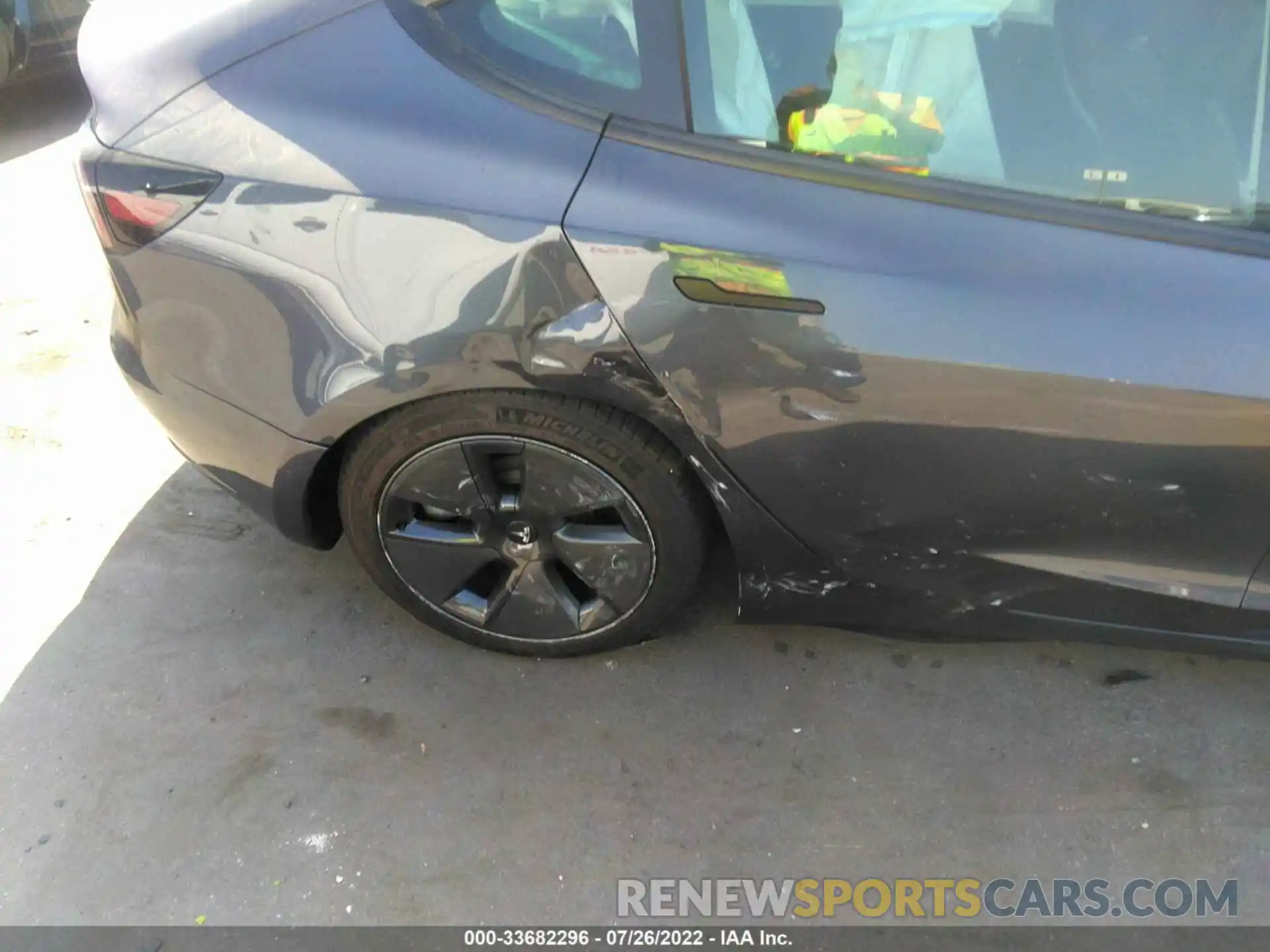 14 Photograph of a damaged car 5YJ3E1EB7NF246325 TESLA MODEL 3 2022