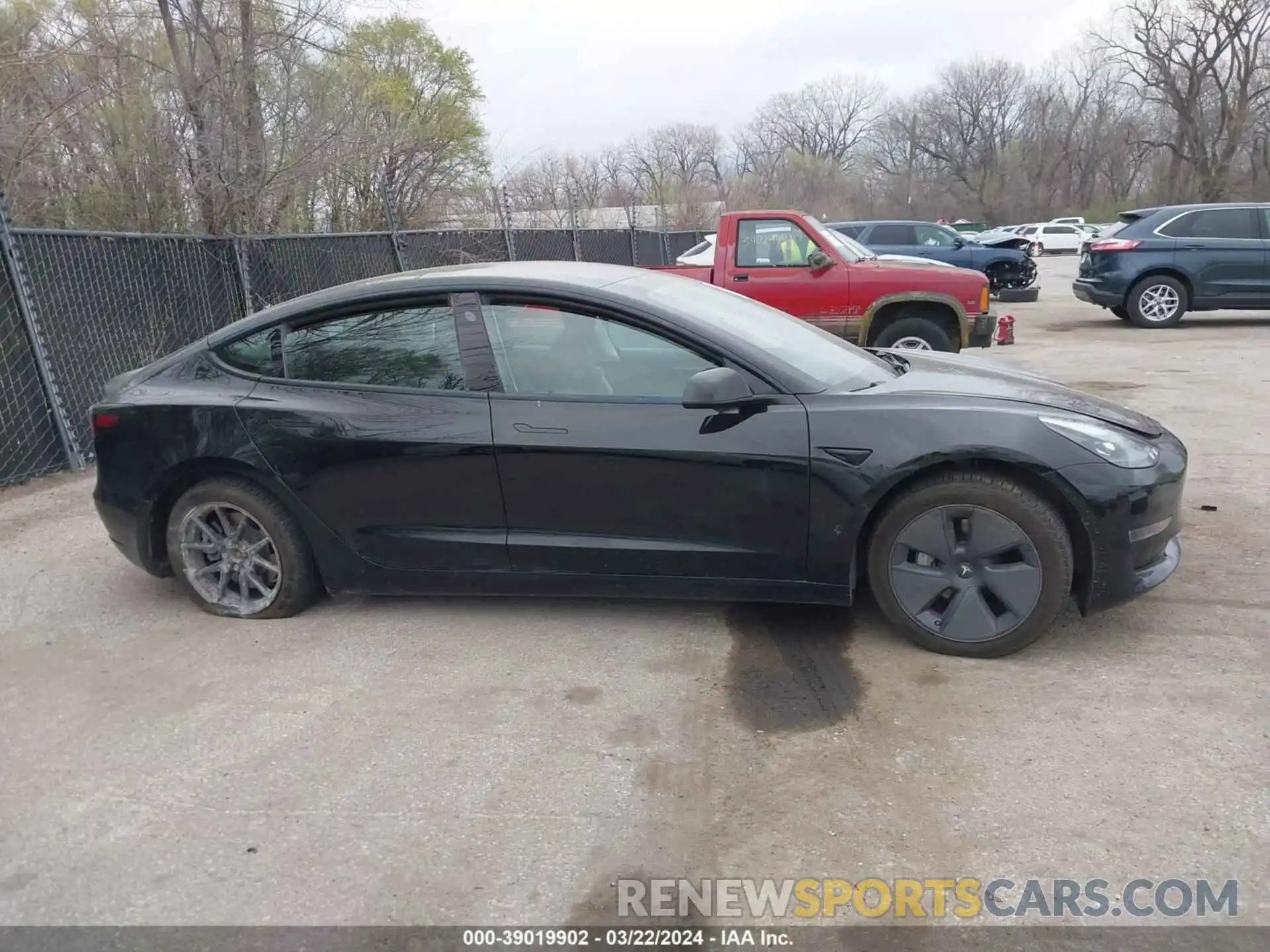 12 Photograph of a damaged car 5YJ3E1EB7NF272648 TESLA MODEL 3 2022