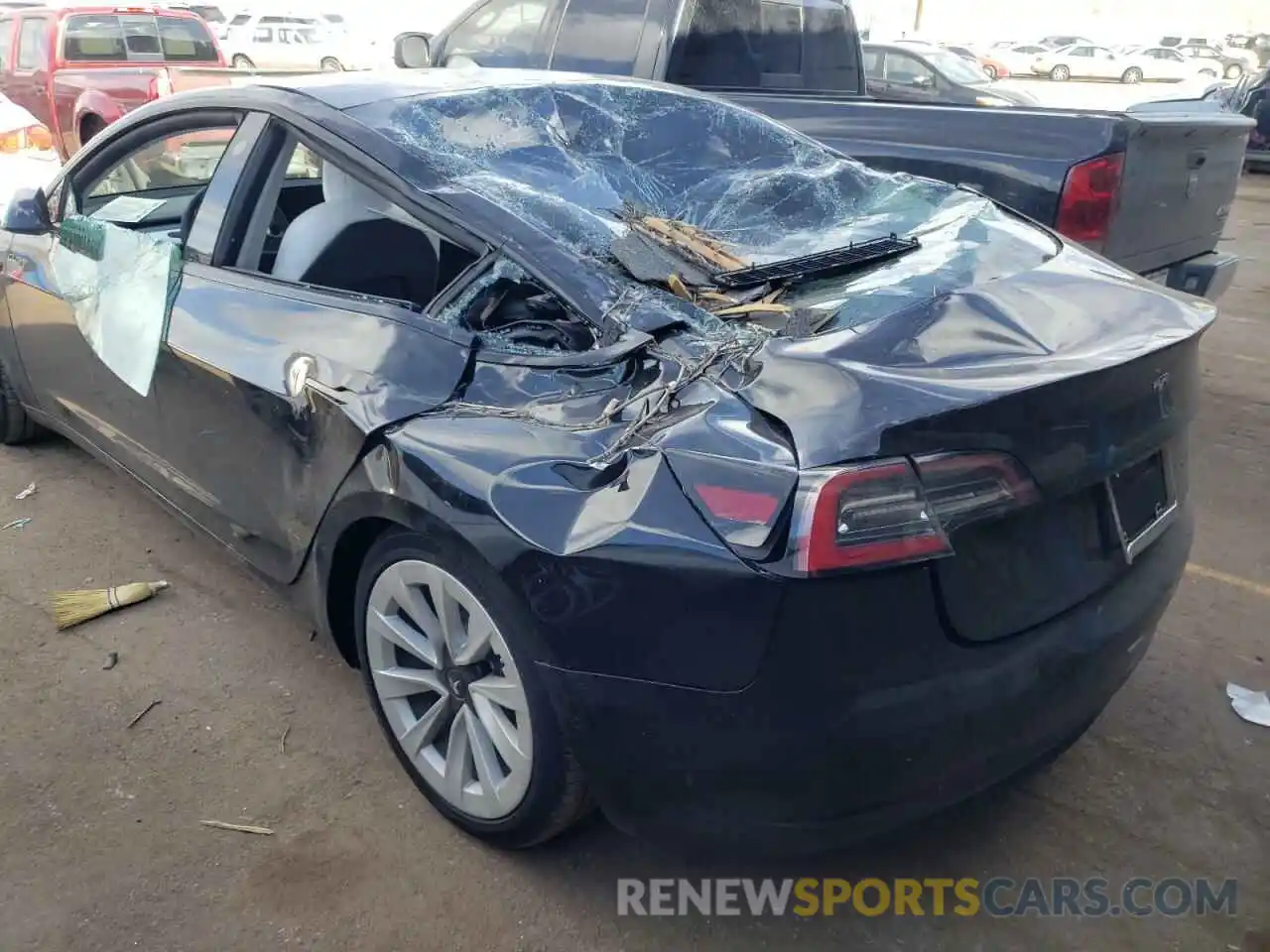 9 Photograph of a damaged car 5YJ3E1EB8NF123357 TESLA MODEL 3 2022