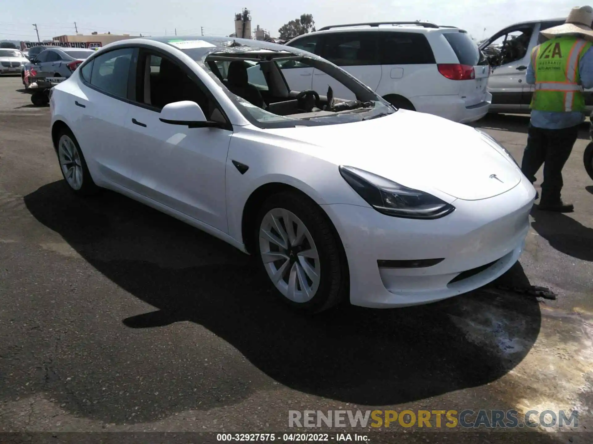 1 Photograph of a damaged car 5YJ3E1EB8NF137548 TESLA MODEL 3 2022