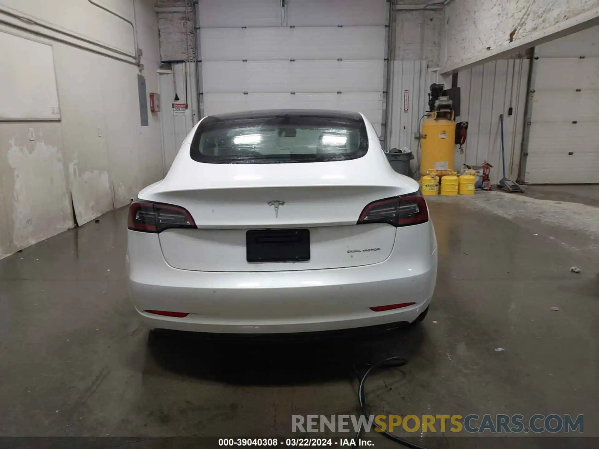 16 Photograph of a damaged car 5YJ3E1EB8NF153023 TESLA MODEL 3 2022