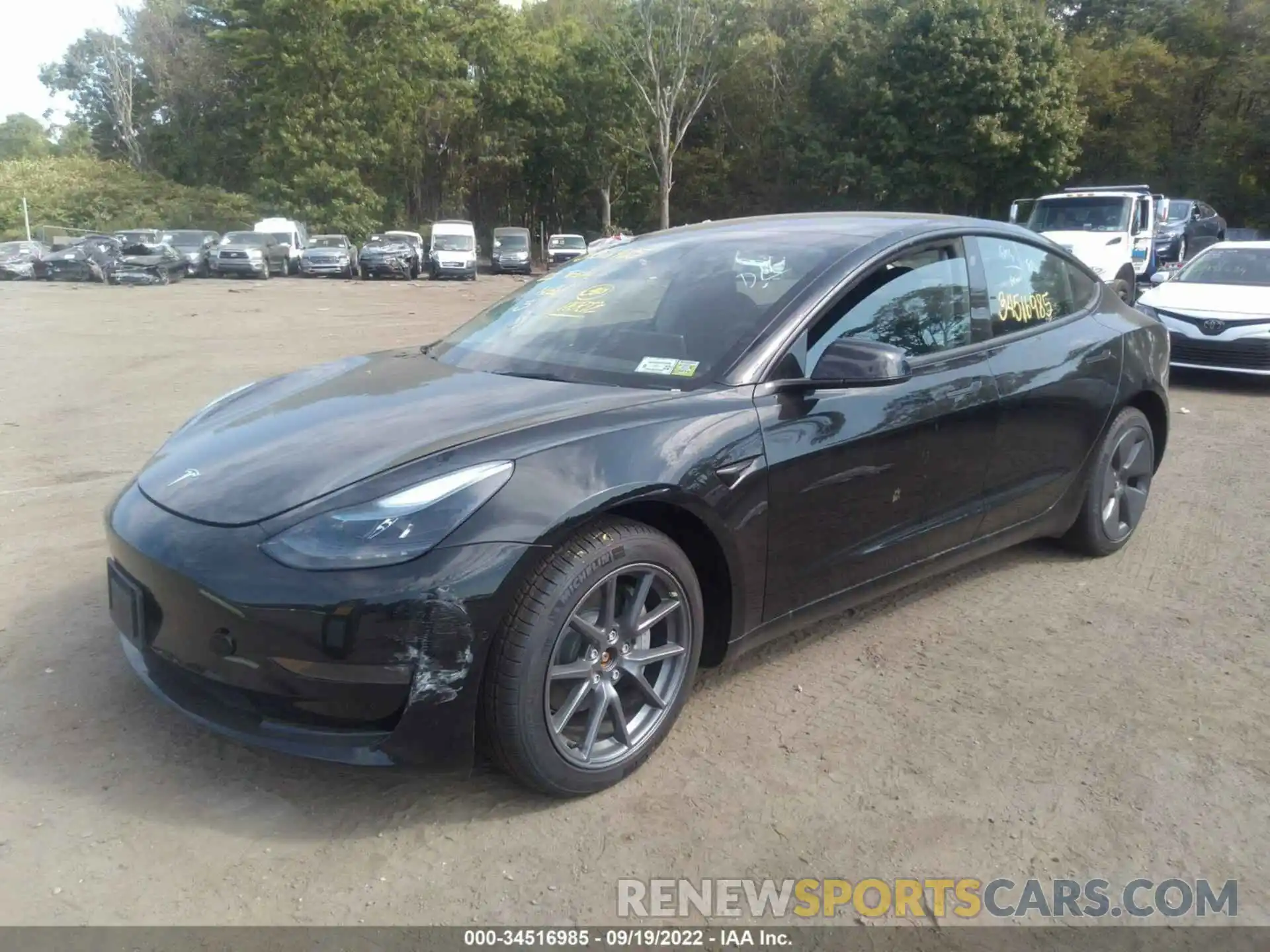 2 Photograph of a damaged car 5YJ3E1EB8NF191612 TESLA MODEL 3 2022