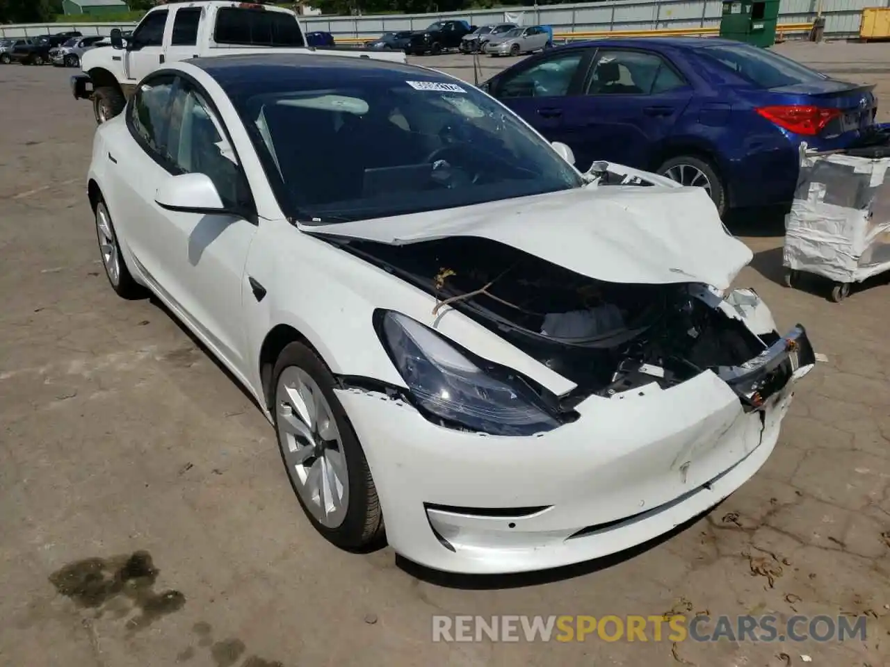 1 Photograph of a damaged car 5YJ3E1EB8NF192484 TESLA MODEL 3 2022