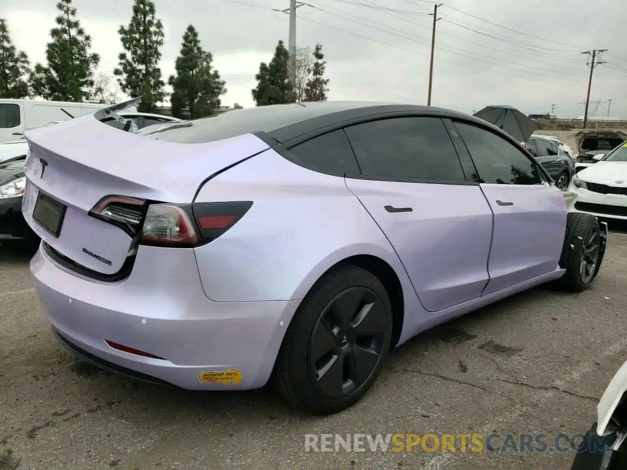 3 Photograph of a damaged car 5YJ3E1EB8NF208070 TESLA MODEL 3 2022