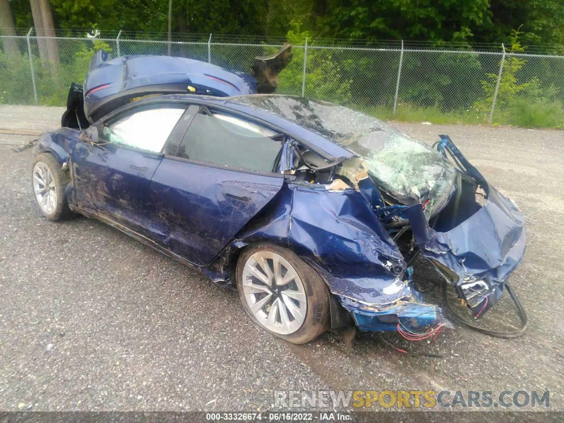 3 Photograph of a damaged car 5YJ3E1EB8NF248021 TESLA MODEL 3 2022