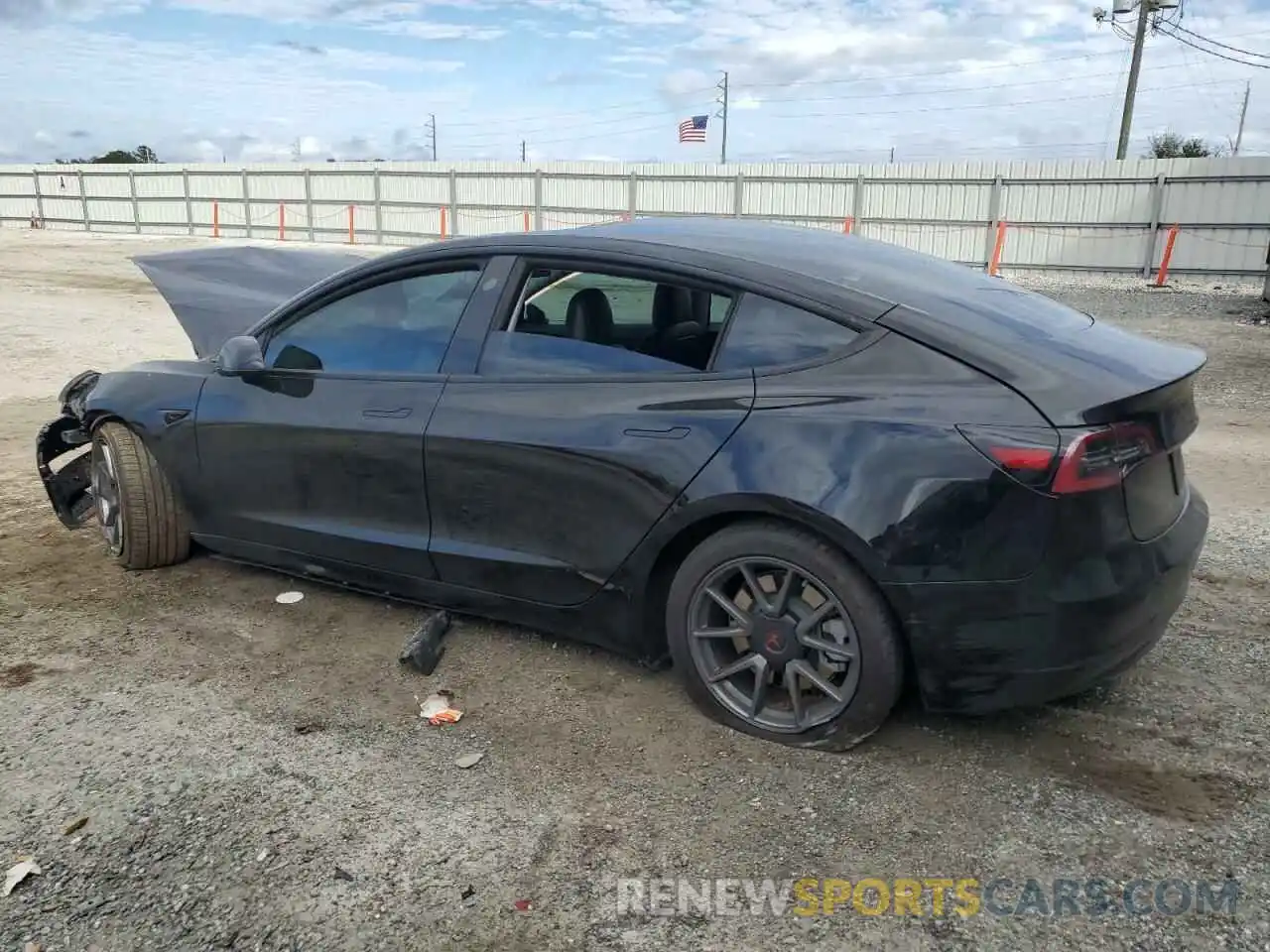 2 Photograph of a damaged car 5YJ3E1EB9NF104901 TESLA MODEL 3 2022