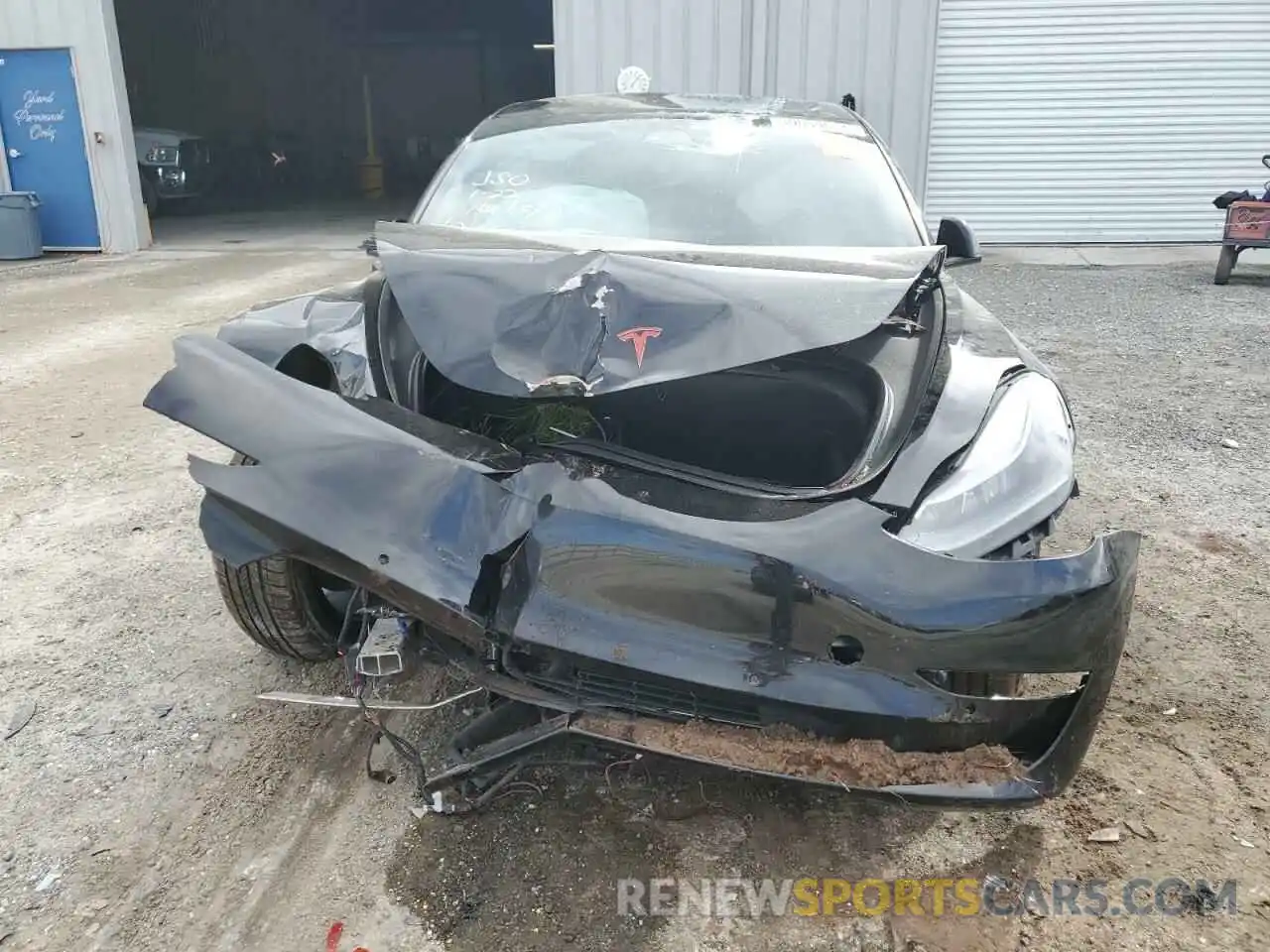 5 Photograph of a damaged car 5YJ3E1EB9NF104901 TESLA MODEL 3 2022