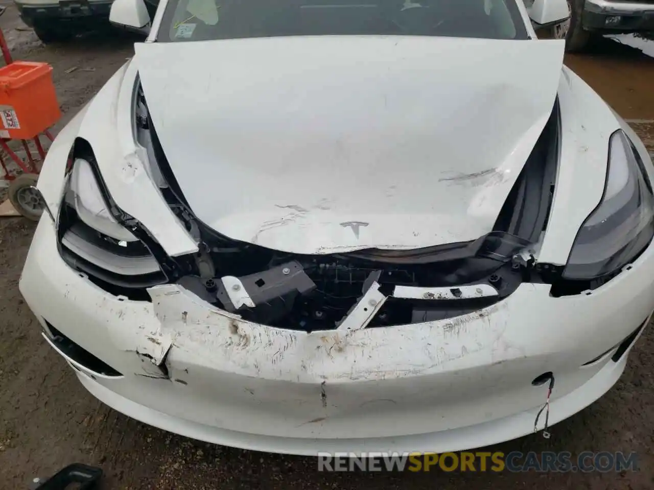 9 Photograph of a damaged car 5YJ3E1EB9NF106373 TESLA MODEL 3 2022