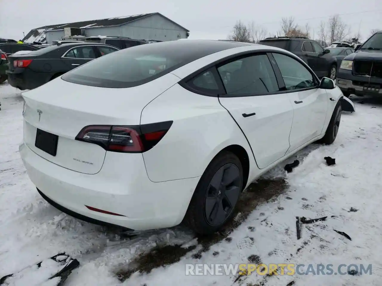 4 Photograph of a damaged car 5YJ3E1EB9NF108088 TESLA MODEL 3 2022