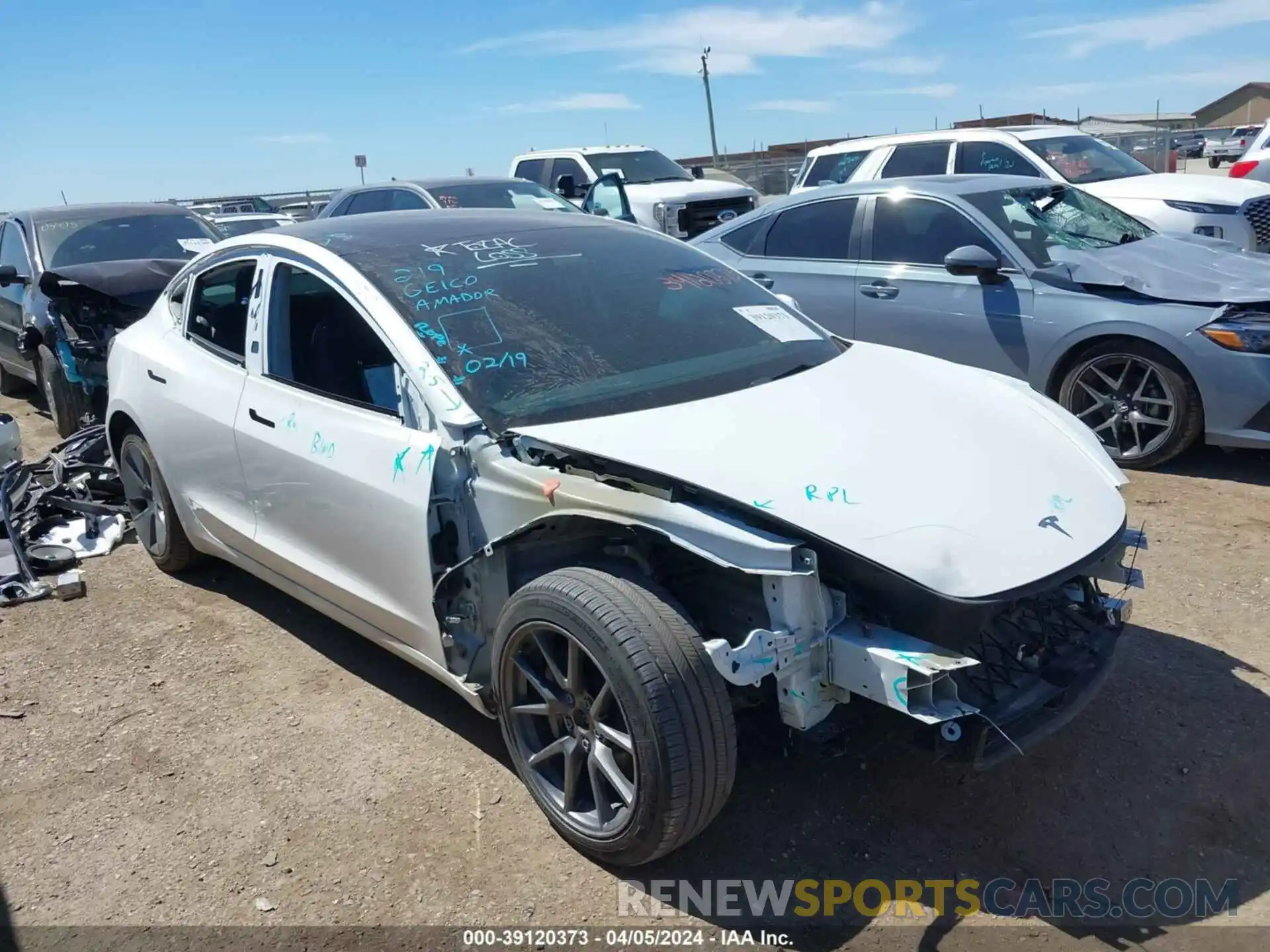 1 Photograph of a damaged car 5YJ3E1EB9NF122525 TESLA MODEL 3 2022