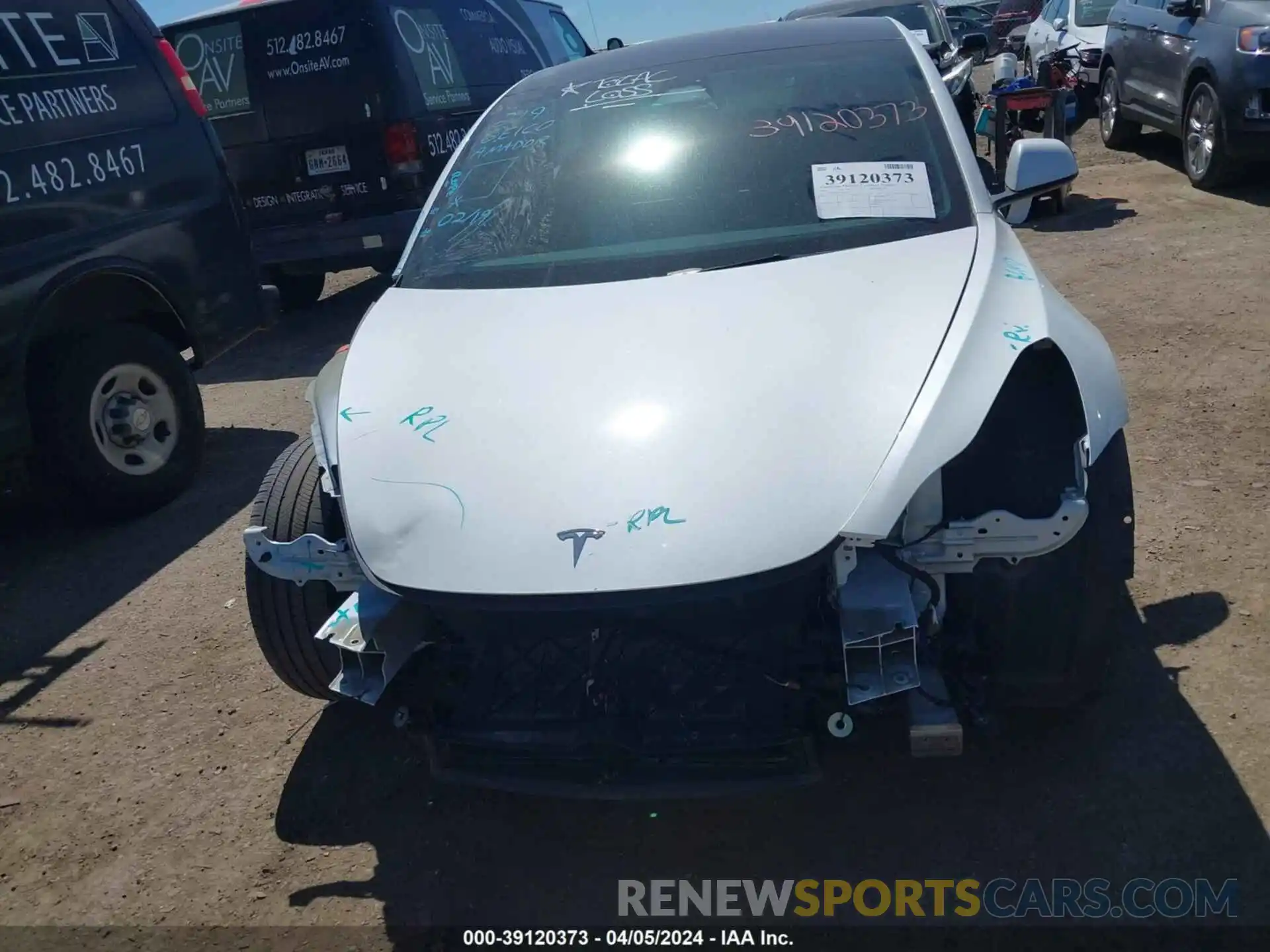 11 Photograph of a damaged car 5YJ3E1EB9NF122525 TESLA MODEL 3 2022