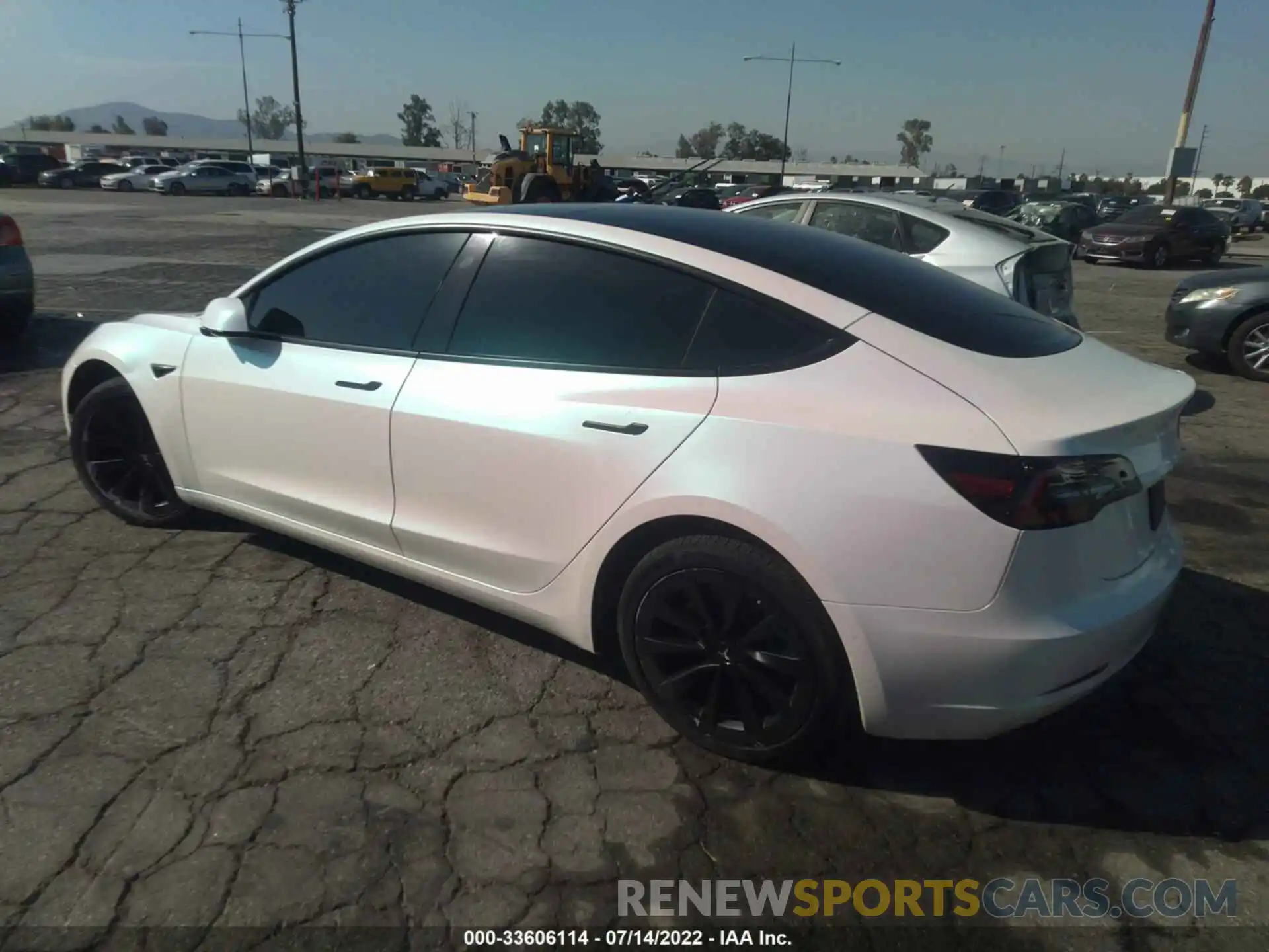 3 Photograph of a damaged car 5YJ3E1EB9NF130964 TESLA MODEL 3 2022