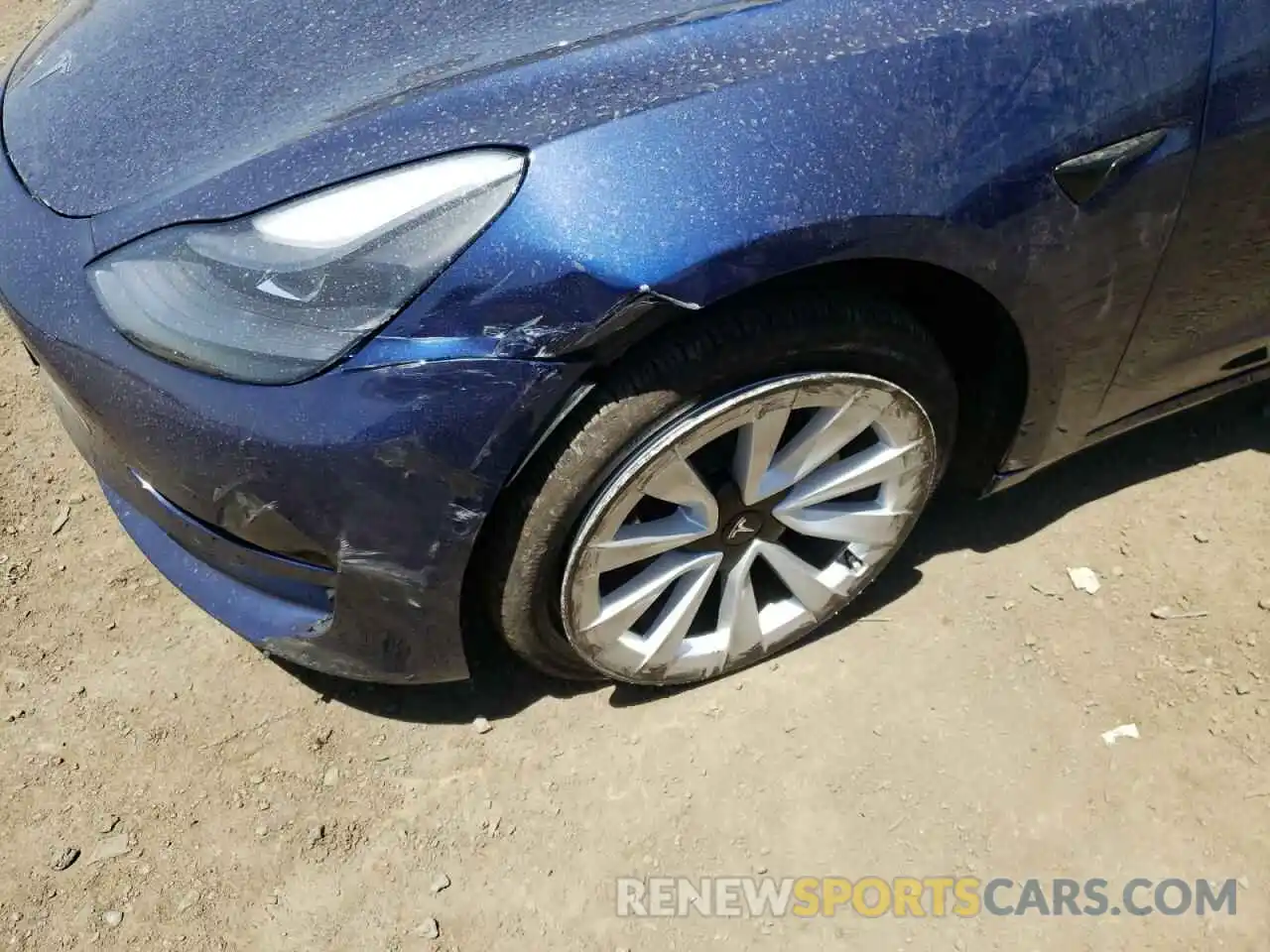 9 Photograph of a damaged car 5YJ3E1EB9NF144802 TESLA MODEL 3 2022