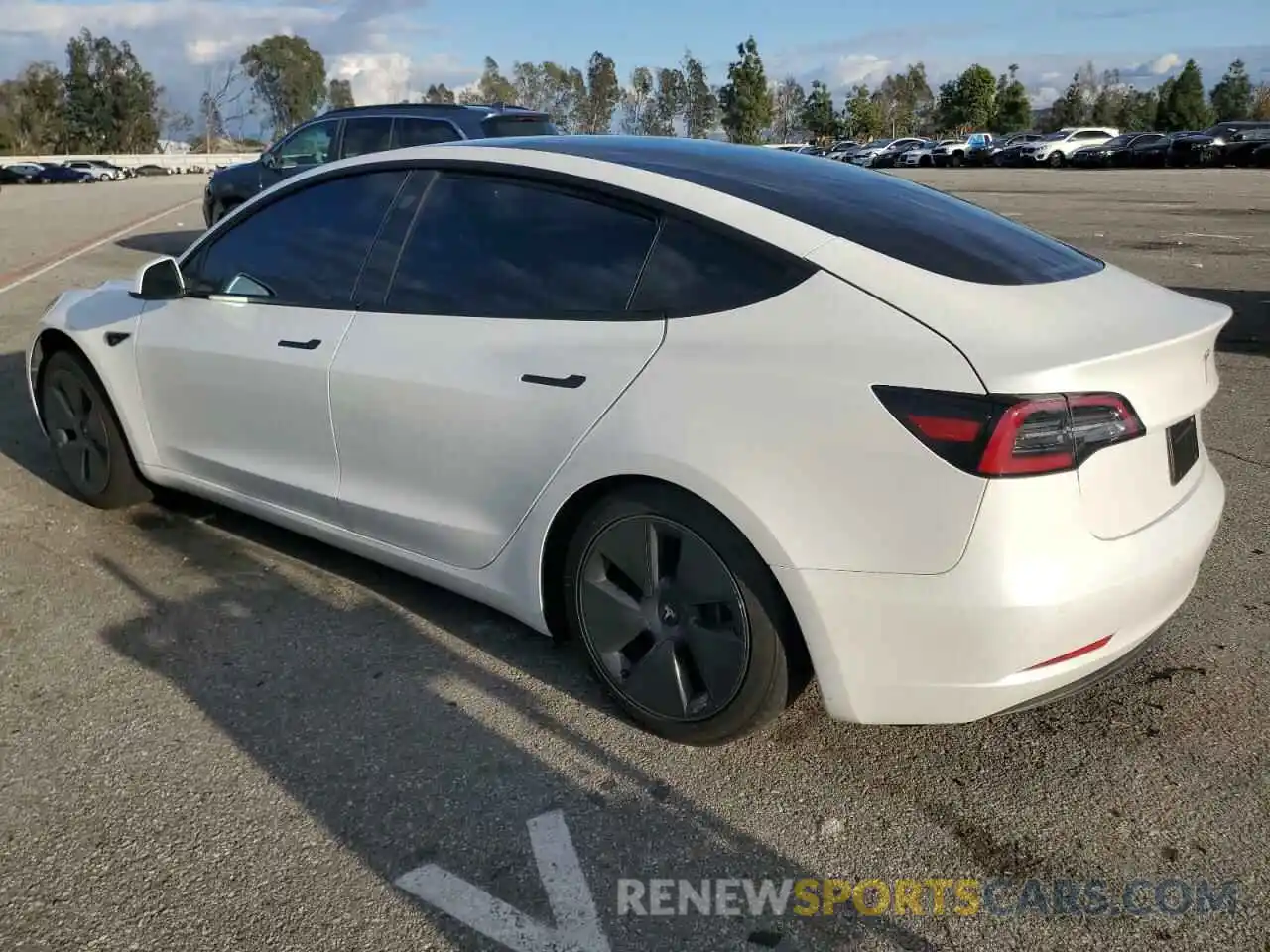 2 Photograph of a damaged car 5YJ3E1EB9NF161387 TESLA MODEL 3 2022