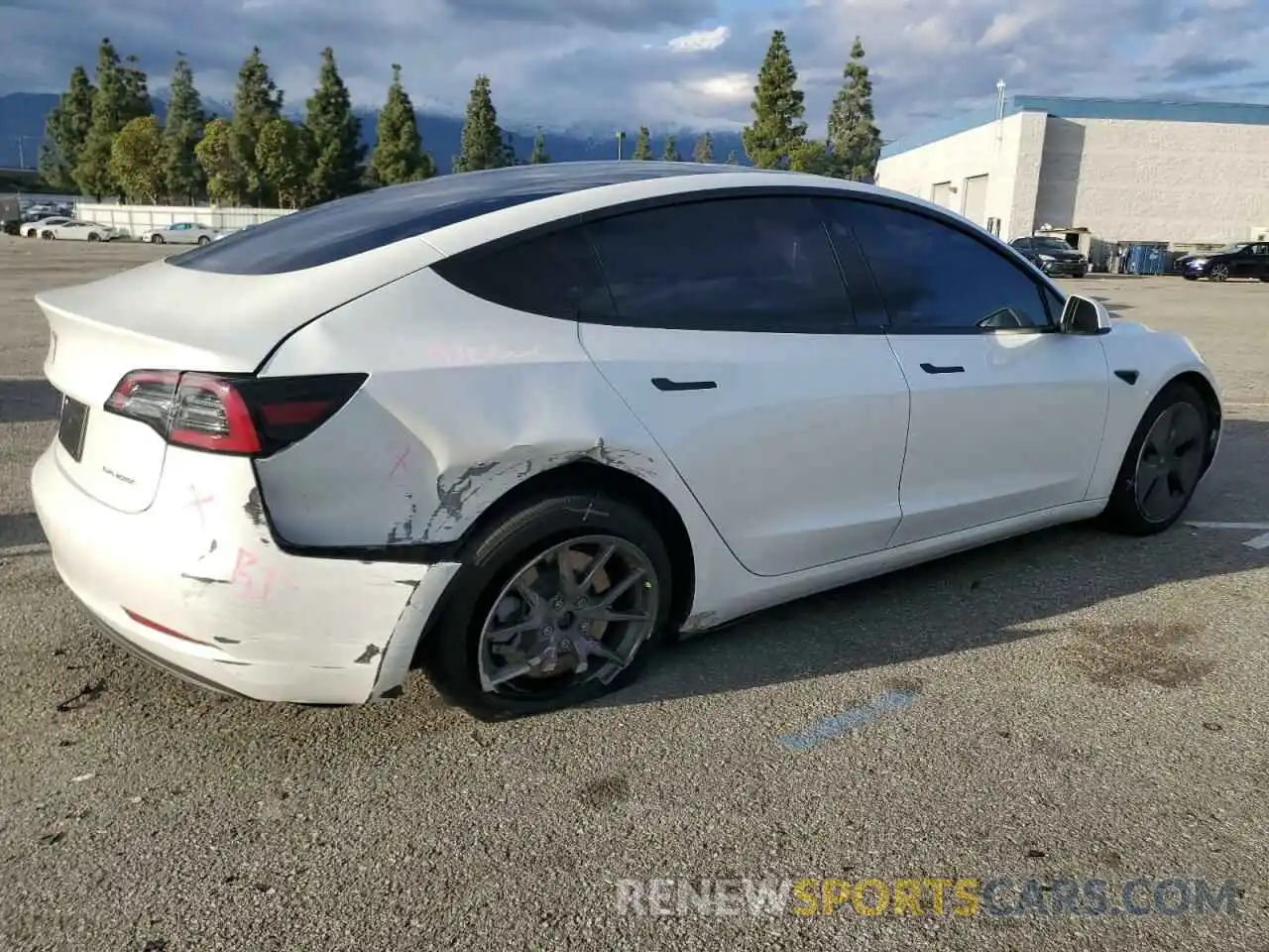 3 Photograph of a damaged car 5YJ3E1EB9NF161387 TESLA MODEL 3 2022