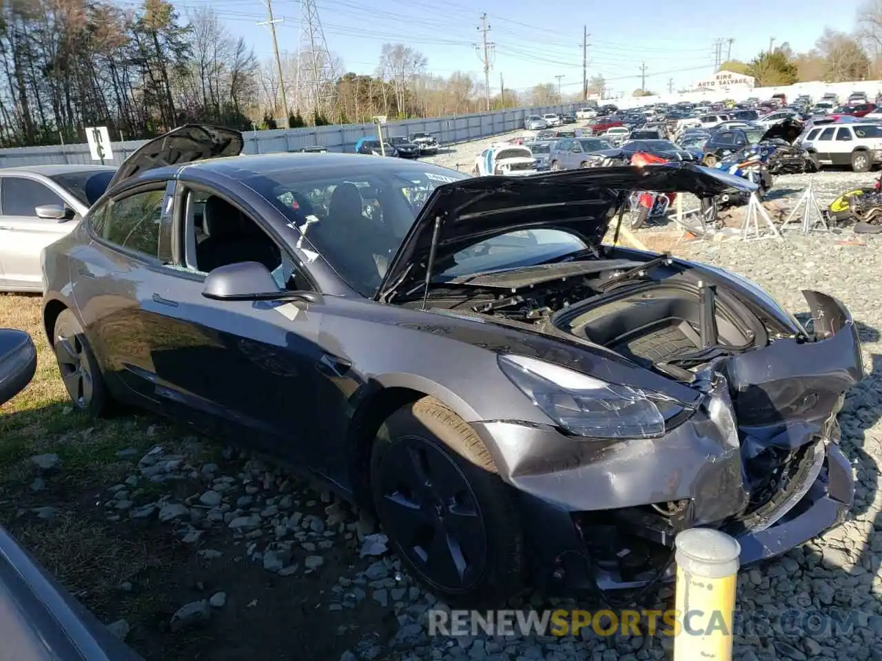 1 Photograph of a damaged car 5YJ3E1EB9NF168033 TESLA MODEL 3 2022