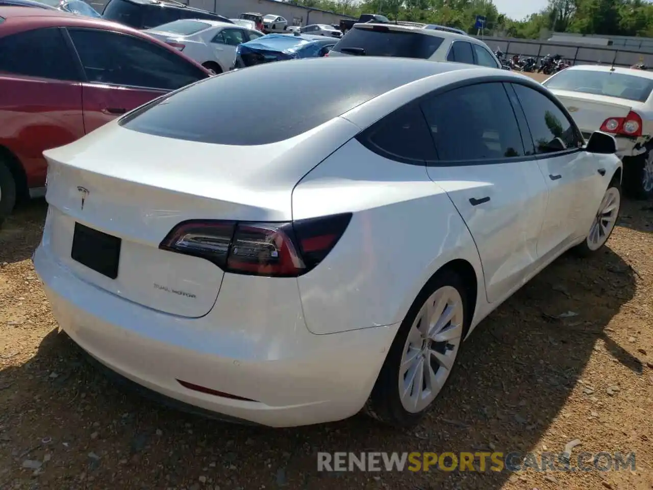 4 Photograph of a damaged car 5YJ3E1EB9NF177041 TESLA MODEL 3 2022