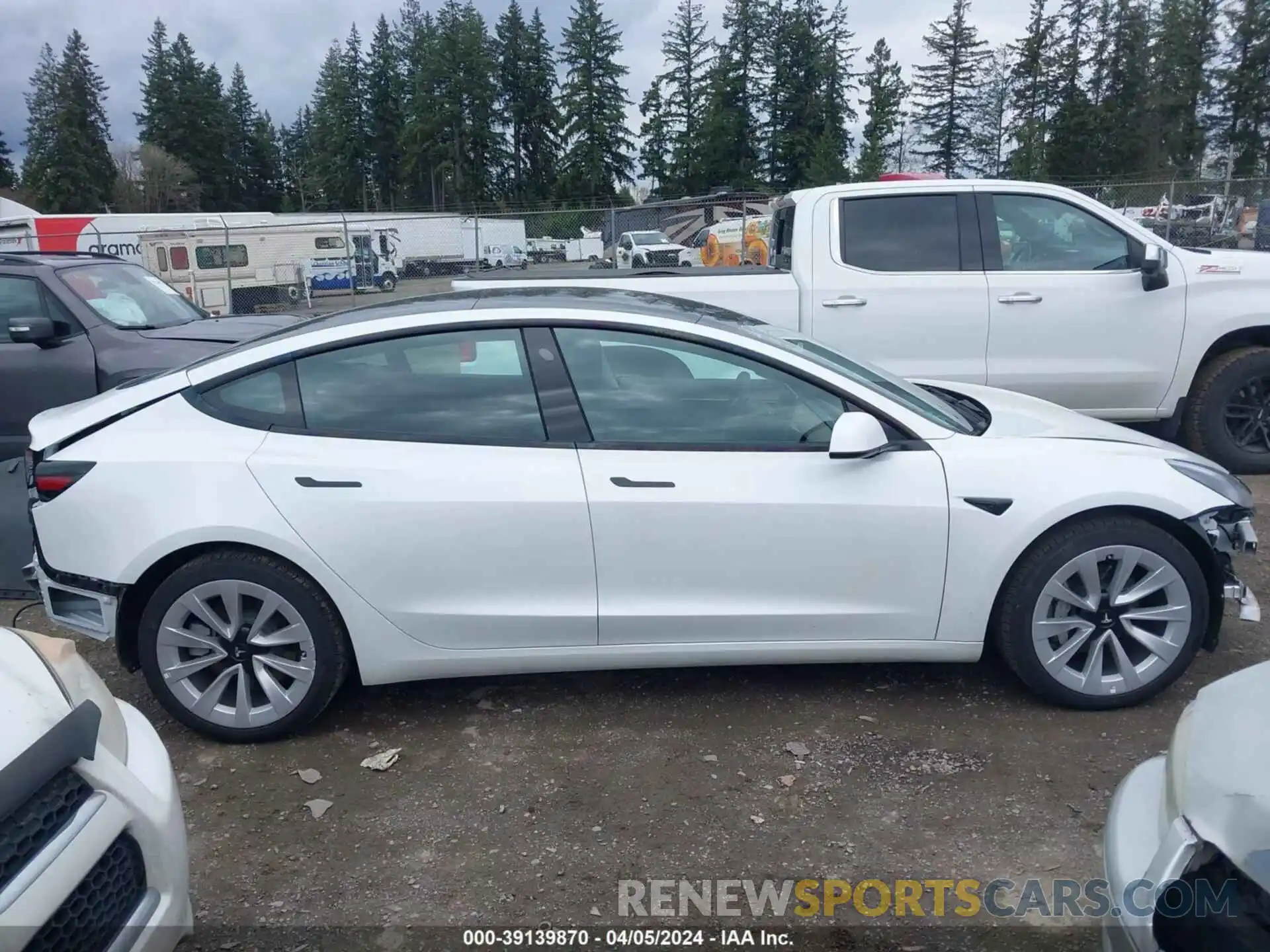 14 Photograph of a damaged car 5YJ3E1EB9NF178531 TESLA MODEL 3 2022