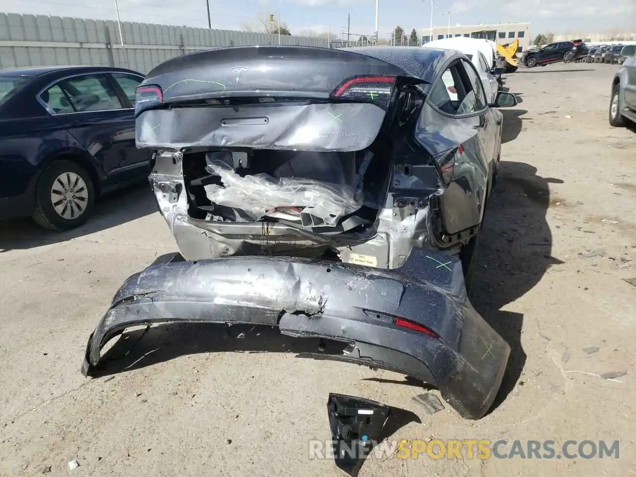 9 Photograph of a damaged car 5YJ3E1EB9NF179534 TESLA MODEL 3 2022